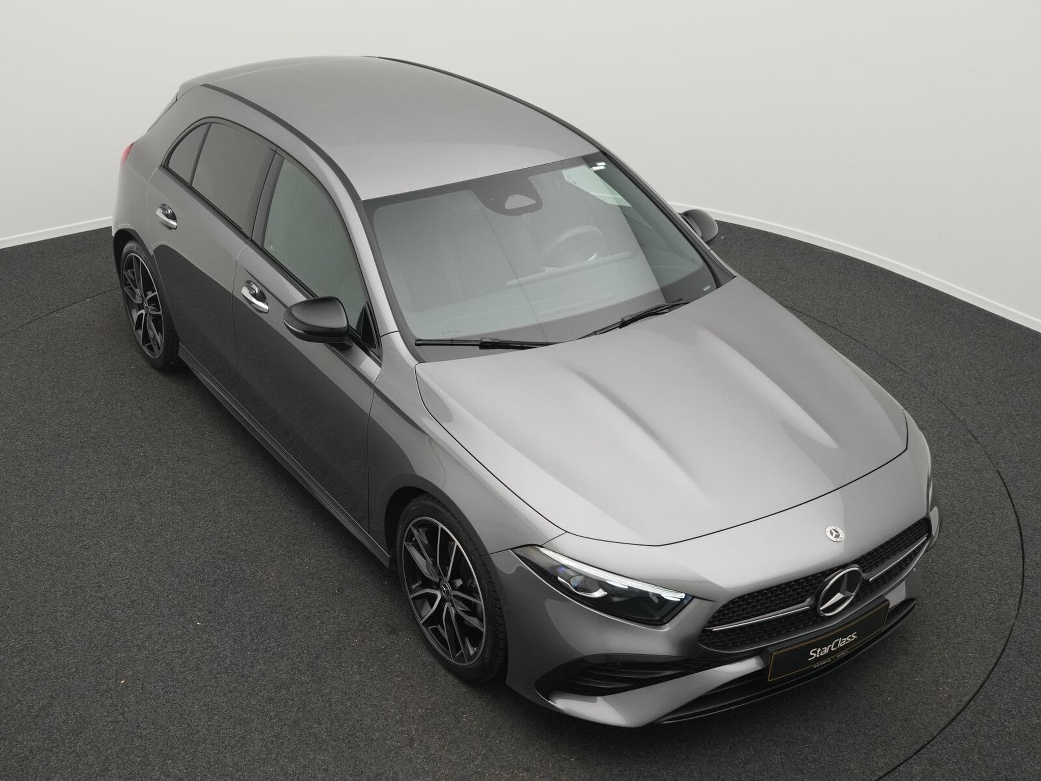 Mercedes A 200 d Multi+Kamera+Night+MBUX (2025) - Photo 12