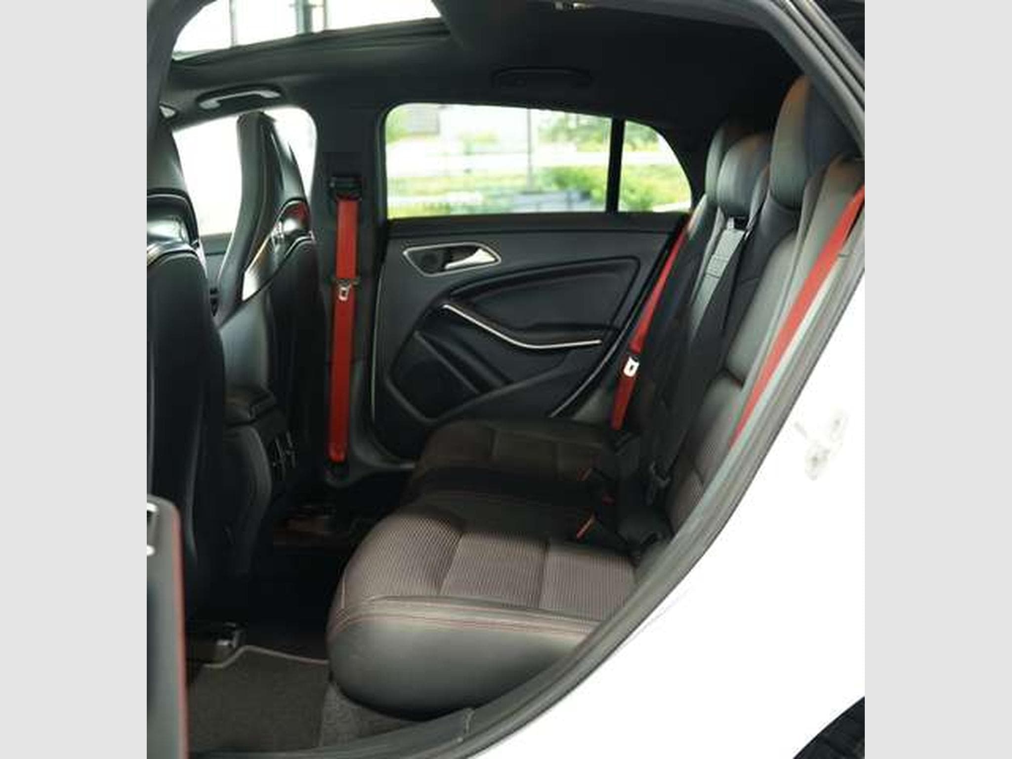 Mercedes CLA 45 AMG Schale *Pano S-Abgas * (2016) - Photo 22