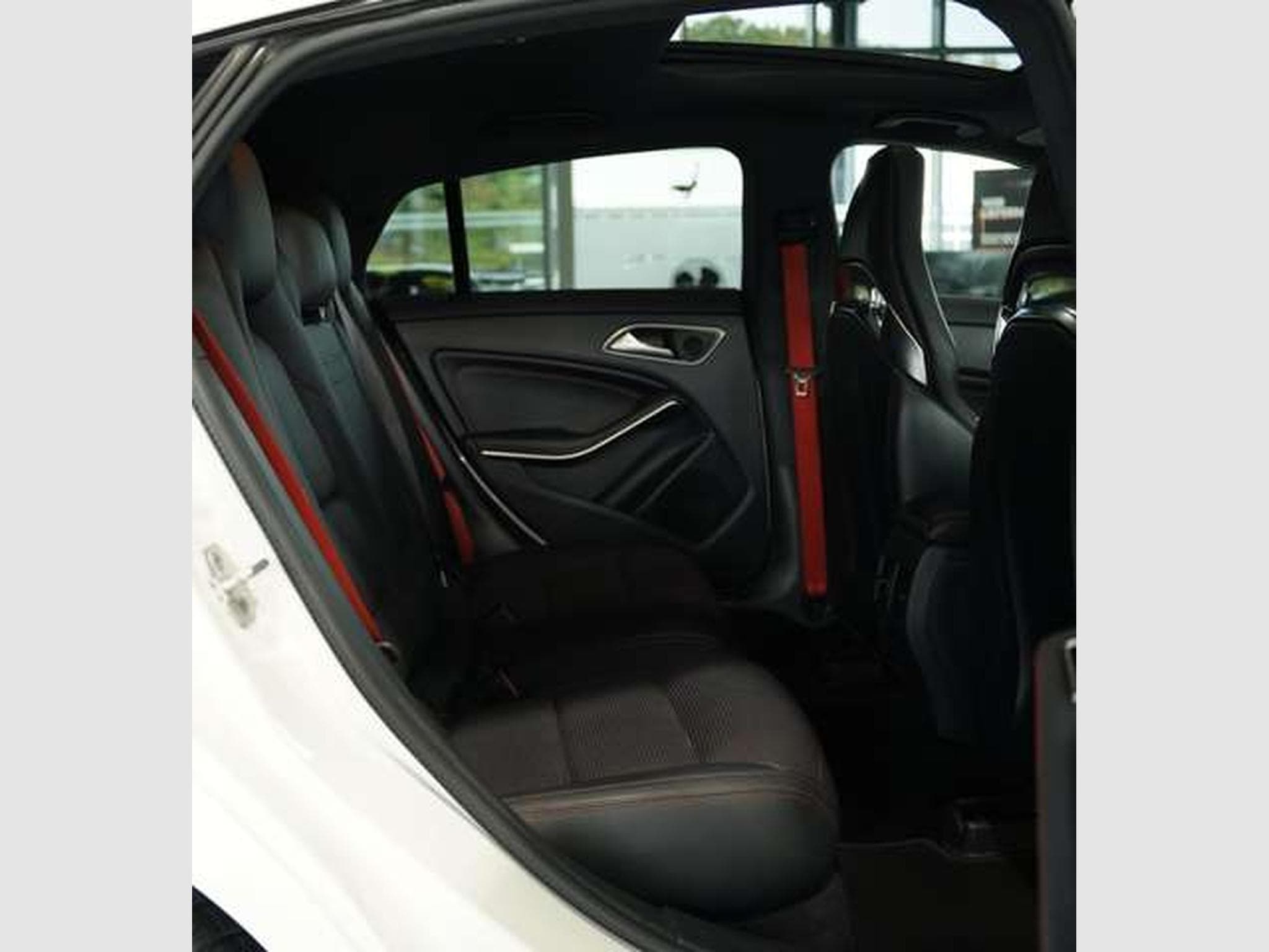Mercedes CLA 45 AMG Schale *Pano S-Abgas * (2016) - Photo 20