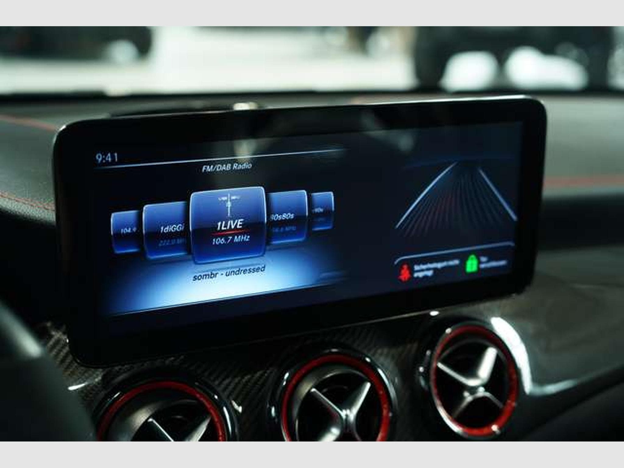 Mercedes CLA 45 AMG Schale *Pano S-Abgas * (2016) - Photo 35
