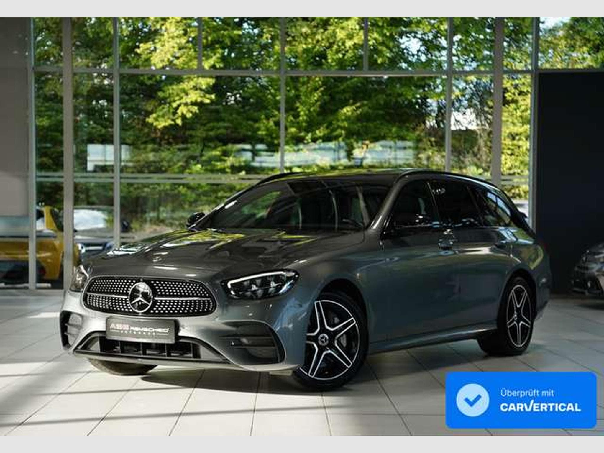 Mercedes E 300 de T AMG Line *2.H *Pano *Night *BURM *AHK (2022) - Photo 1