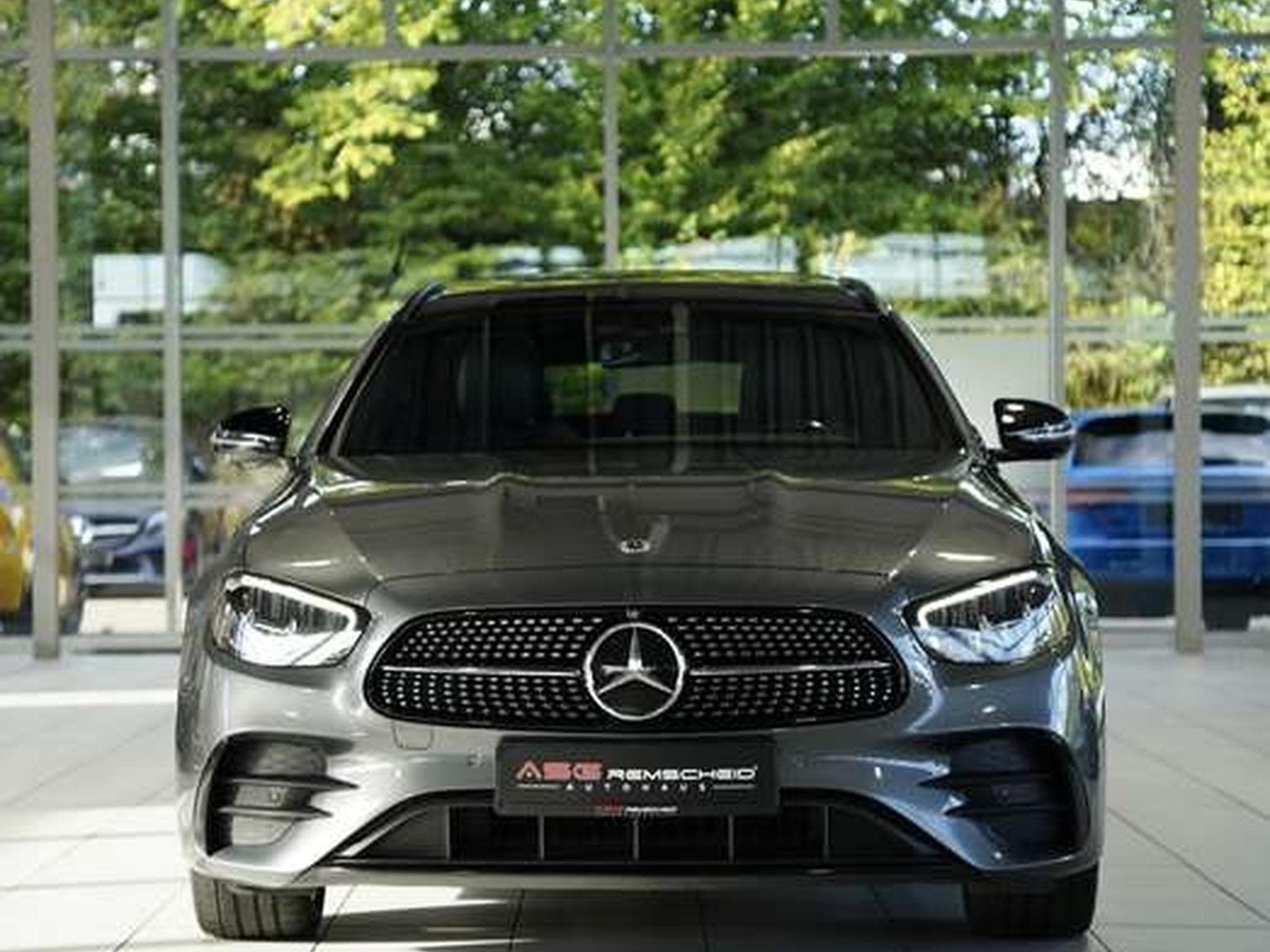 Mercedes E 300 de T AMG Line *2.H *Pano *Night *BURM *AHK (2022) - Photo 3