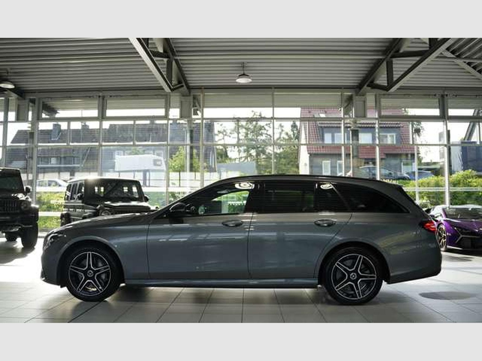Mercedes E 300 de T AMG Line *2.H *Pano *Night *BURM *AHK (2022) - Photo 11