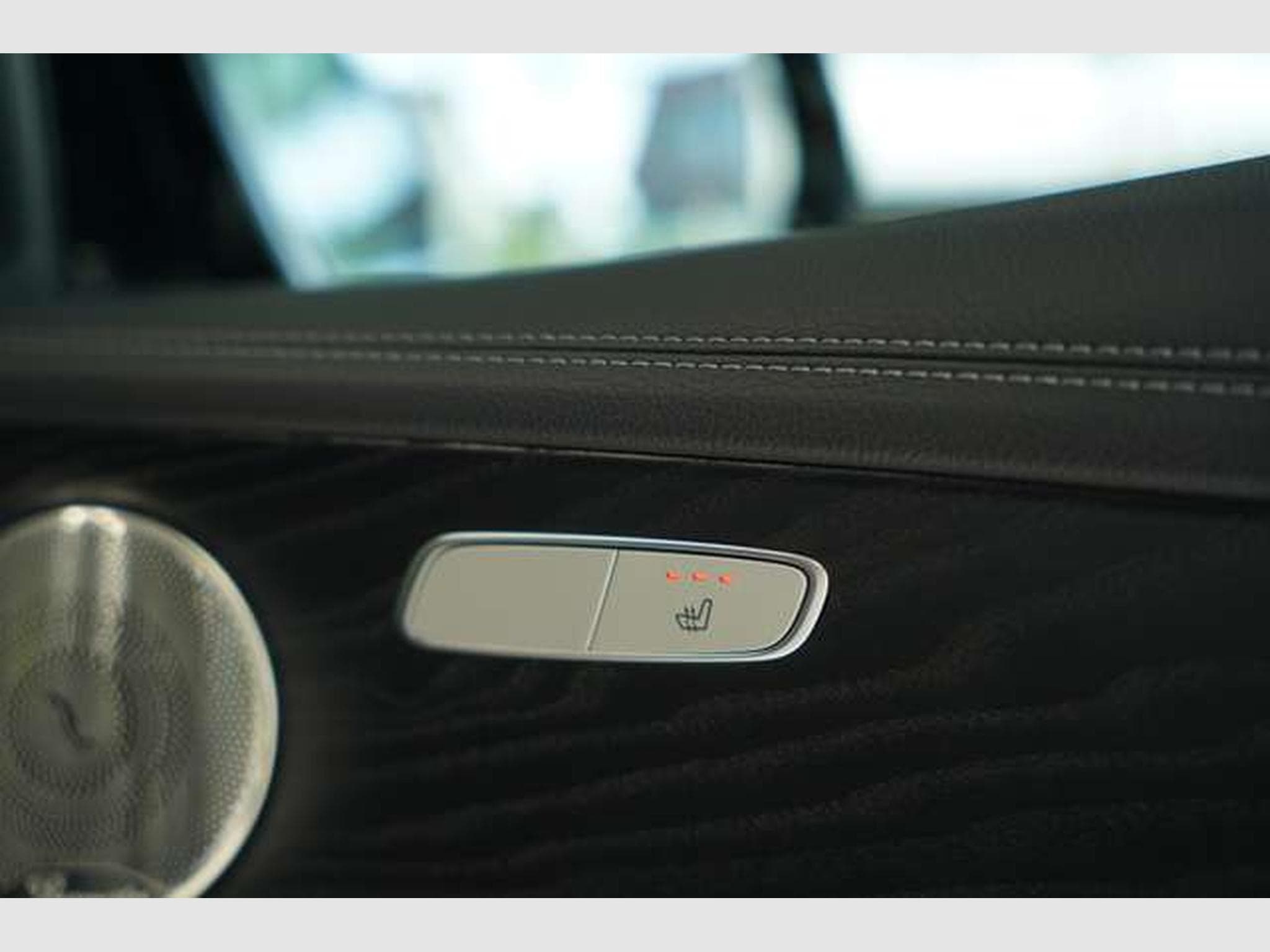 Mercedes E 300 de T AMG Line *2.H *Pano *Night *BURM *AHK (2022) - Photo 18