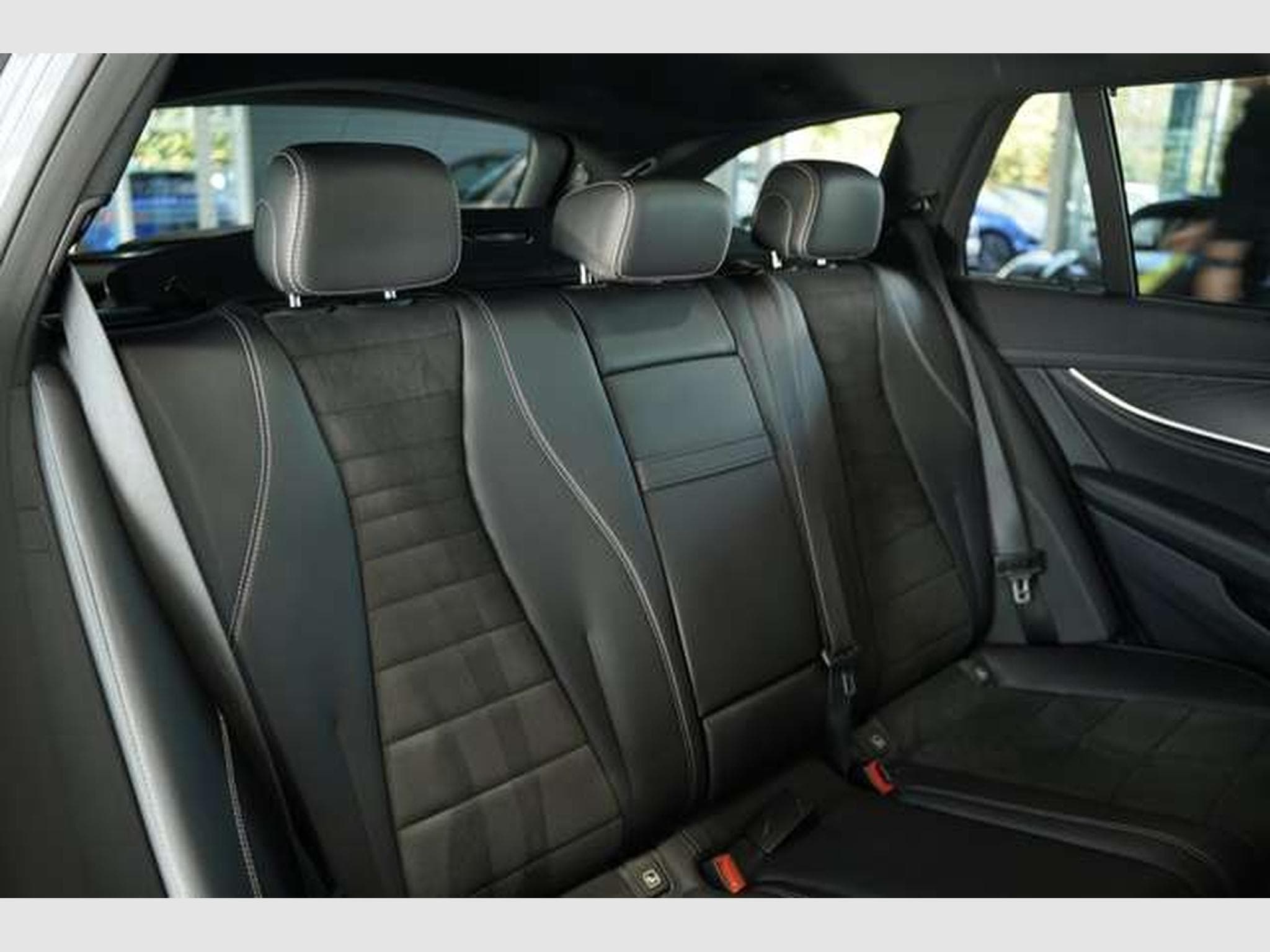 Mercedes E 300 de T AMG Line *2.H *Pano *Night *BURM *AHK (2022) - Photo 22