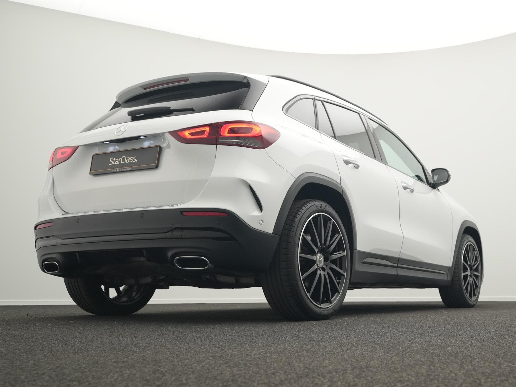 Mercedes GLA 250 4MATIC Multi+Kamera+Night+Totw (2022) - Photo 11