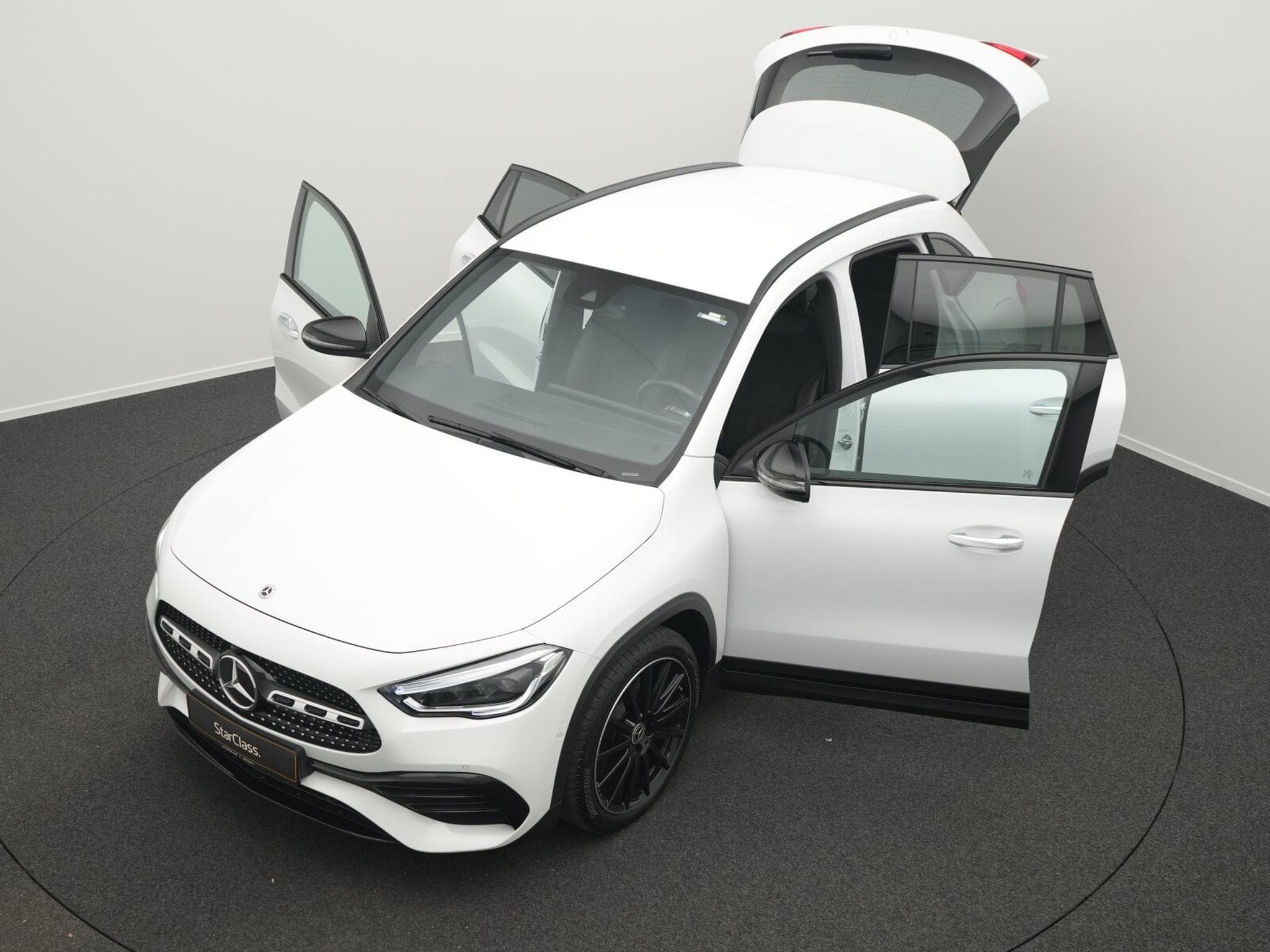 Mercedes GLA 250 4MATIC Multi+Kamera+Night+Totw (2022) - Photo 14