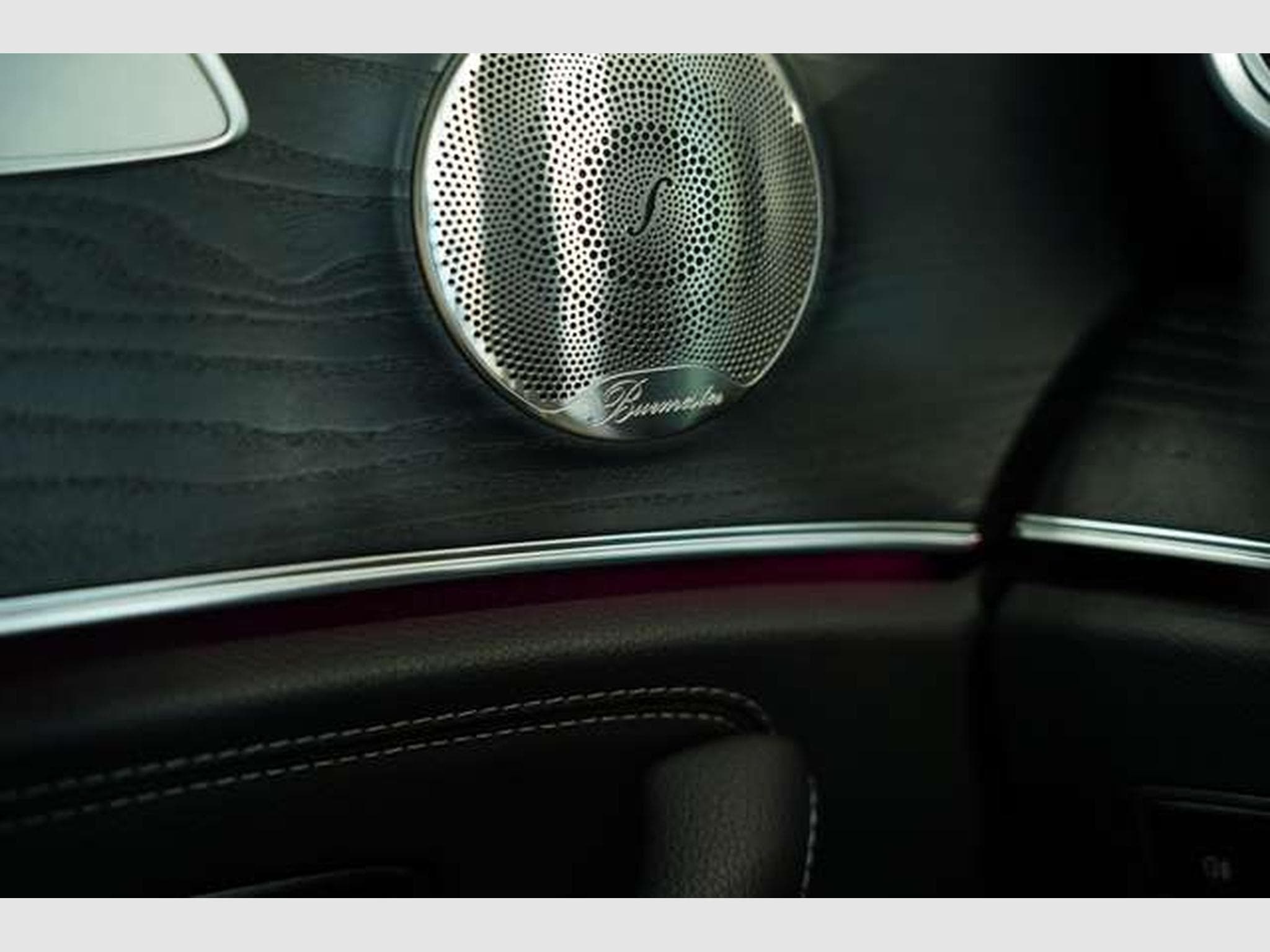 Mercedes E 300 de T AMG Line *2.H *Pano *Night *BURM *AHK (2022) - Photo 36