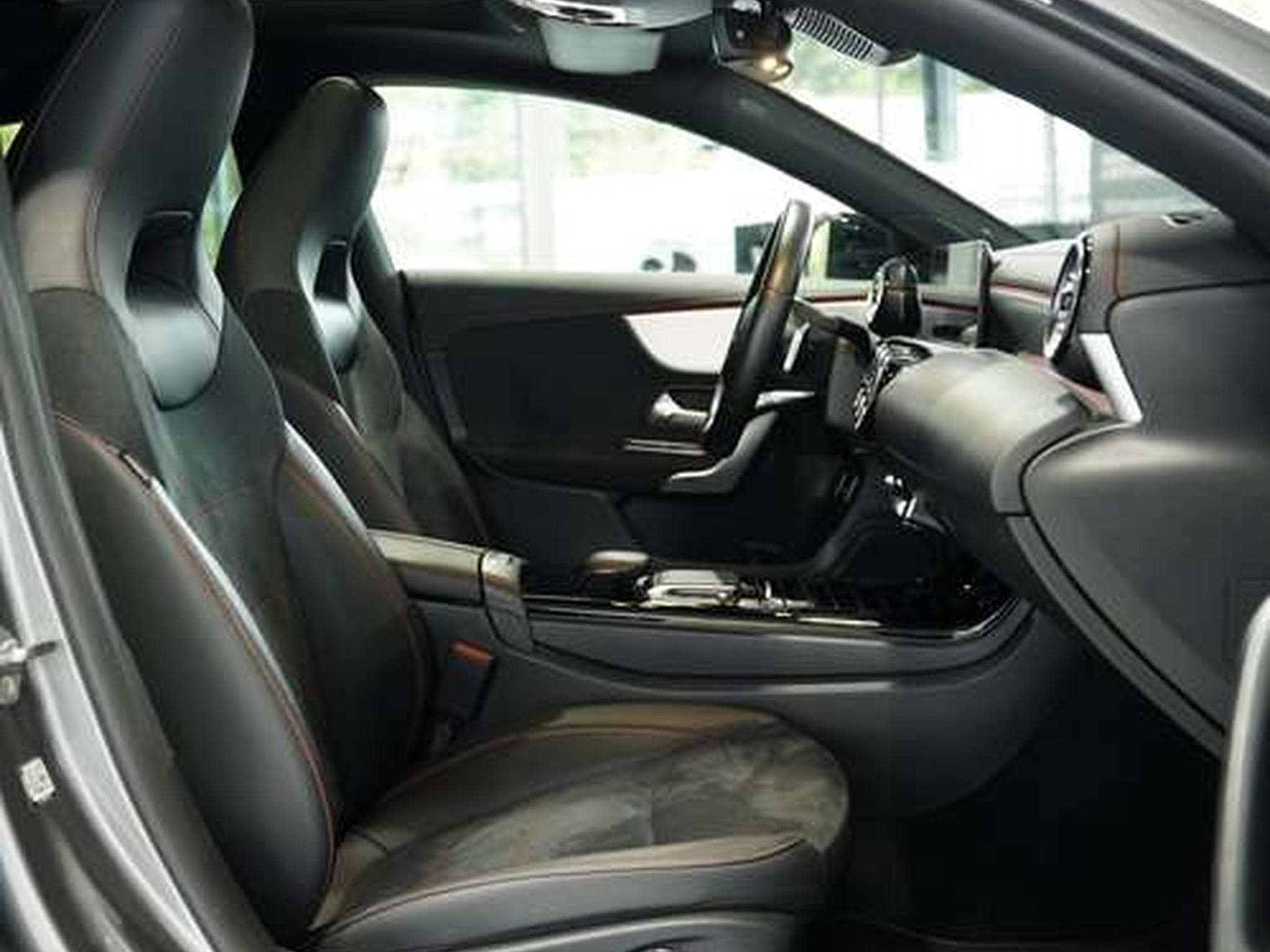 Mercedes CLA 200 AMG Line 1H *19*Pano*ACC (2023) - Photo 15