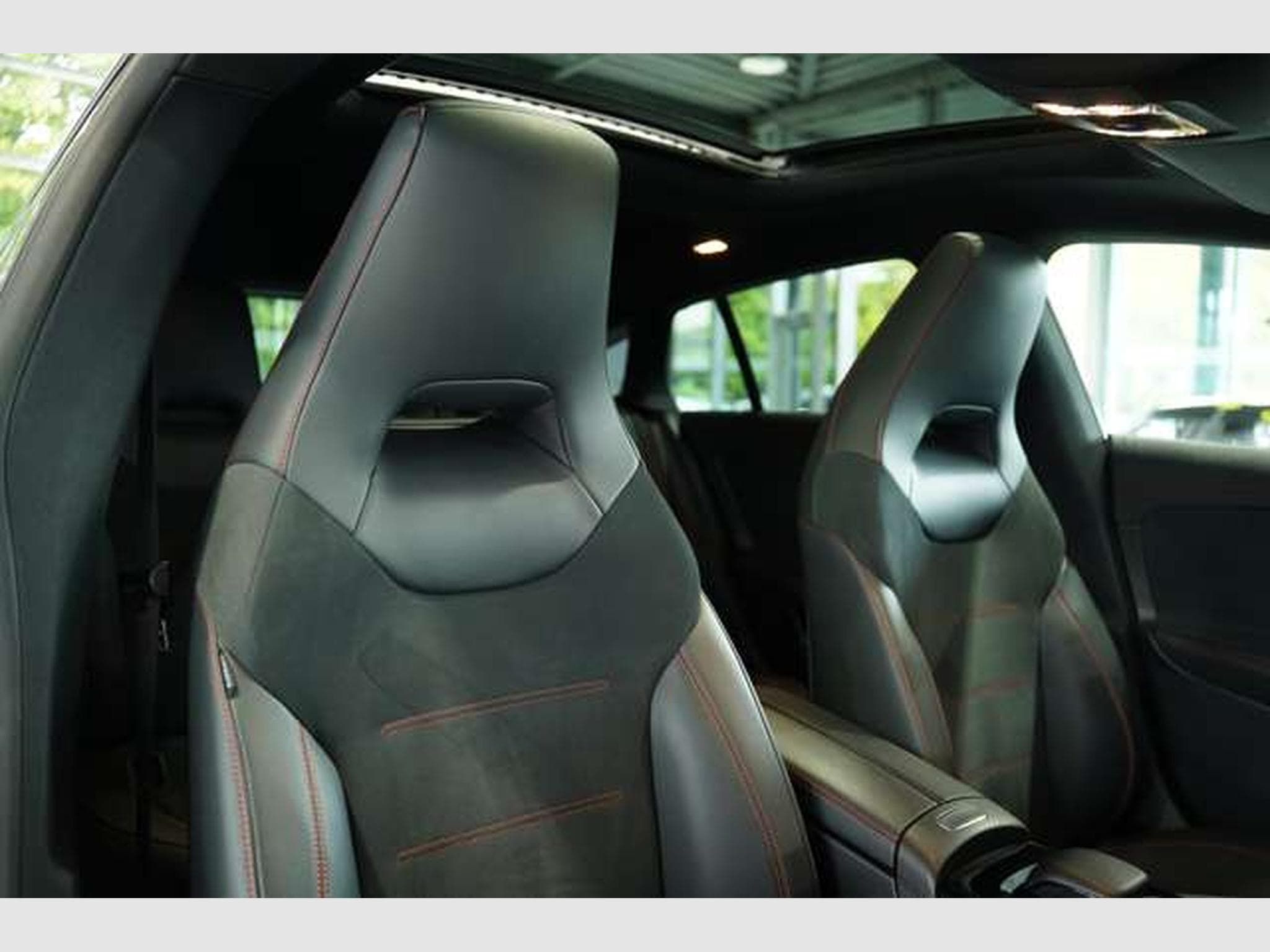 Mercedes CLA 200 AMG Line 1H *19*Pano*ACC (2023) - Photo 20