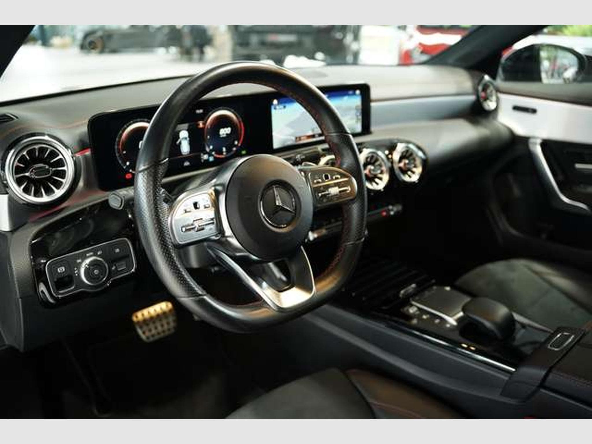 Mercedes CLA 200 AMG Line 1H *19*Pano*ACC (2023) - Photo 30