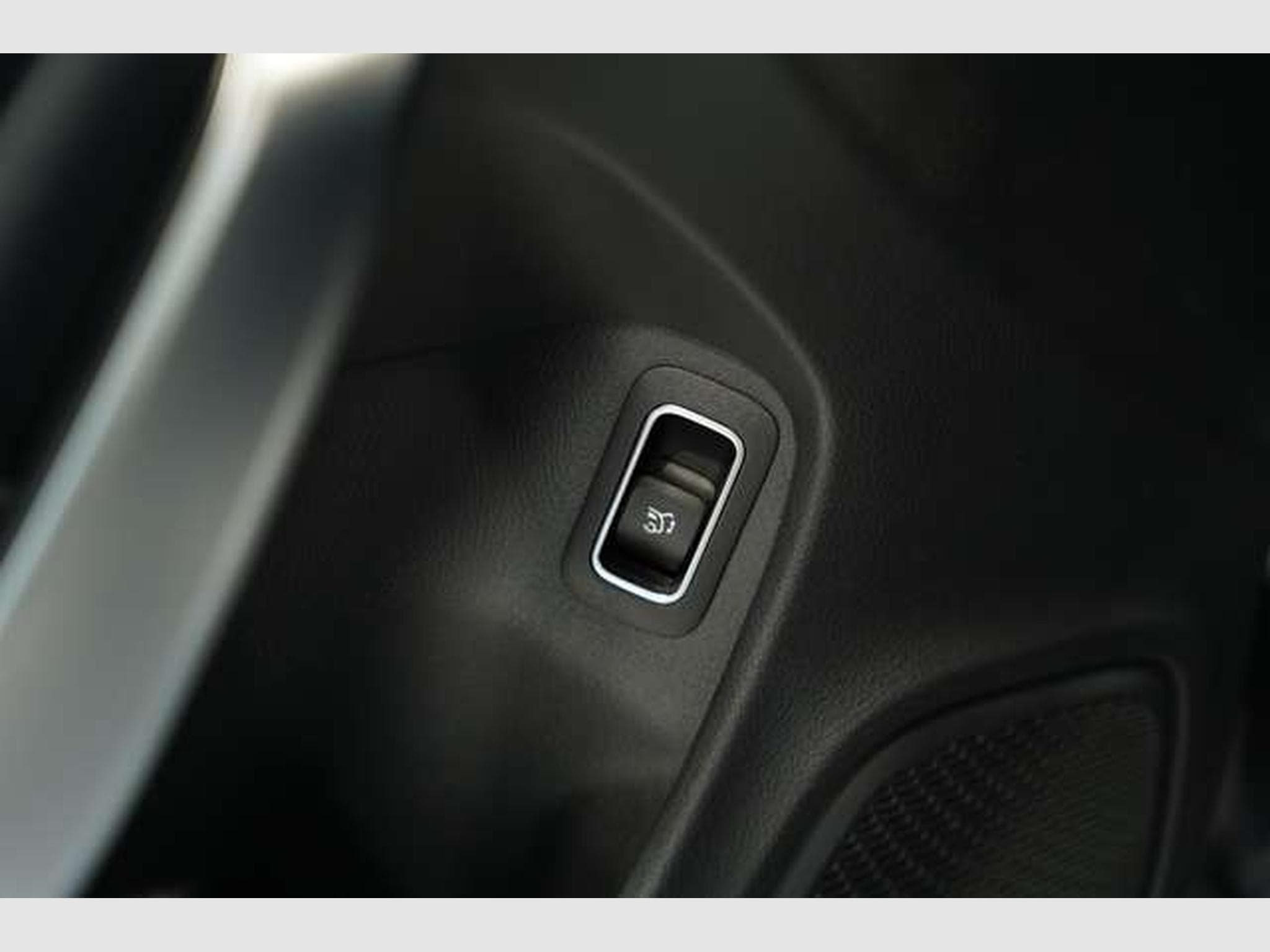 Mercedes CLA 200 AMG Line 1H *19*Pano*ACC (2023) - Photo 28
