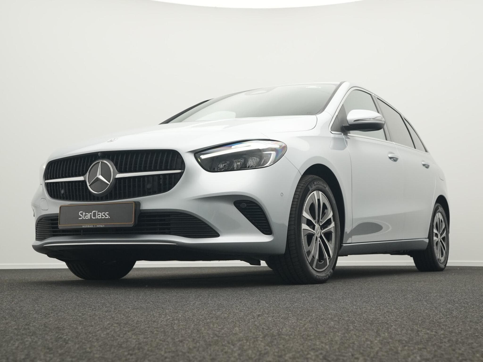 Mercedes B 250 e LED+Kamera+EasyPack+MBUX (2024) - Foto 10