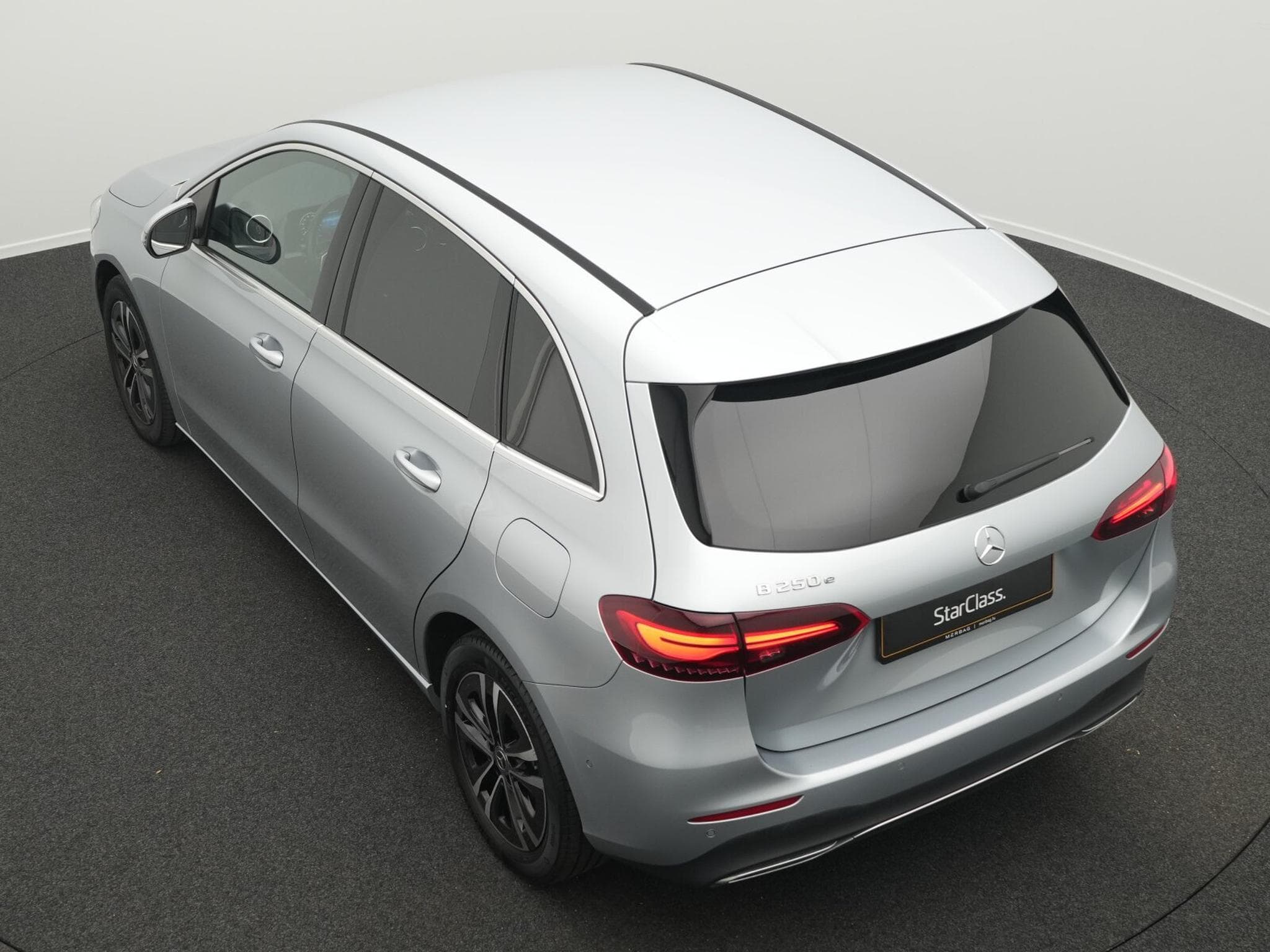 Mercedes B 250 e LED+Kamera+EasyPack+MBUX (2024) - Foto 13