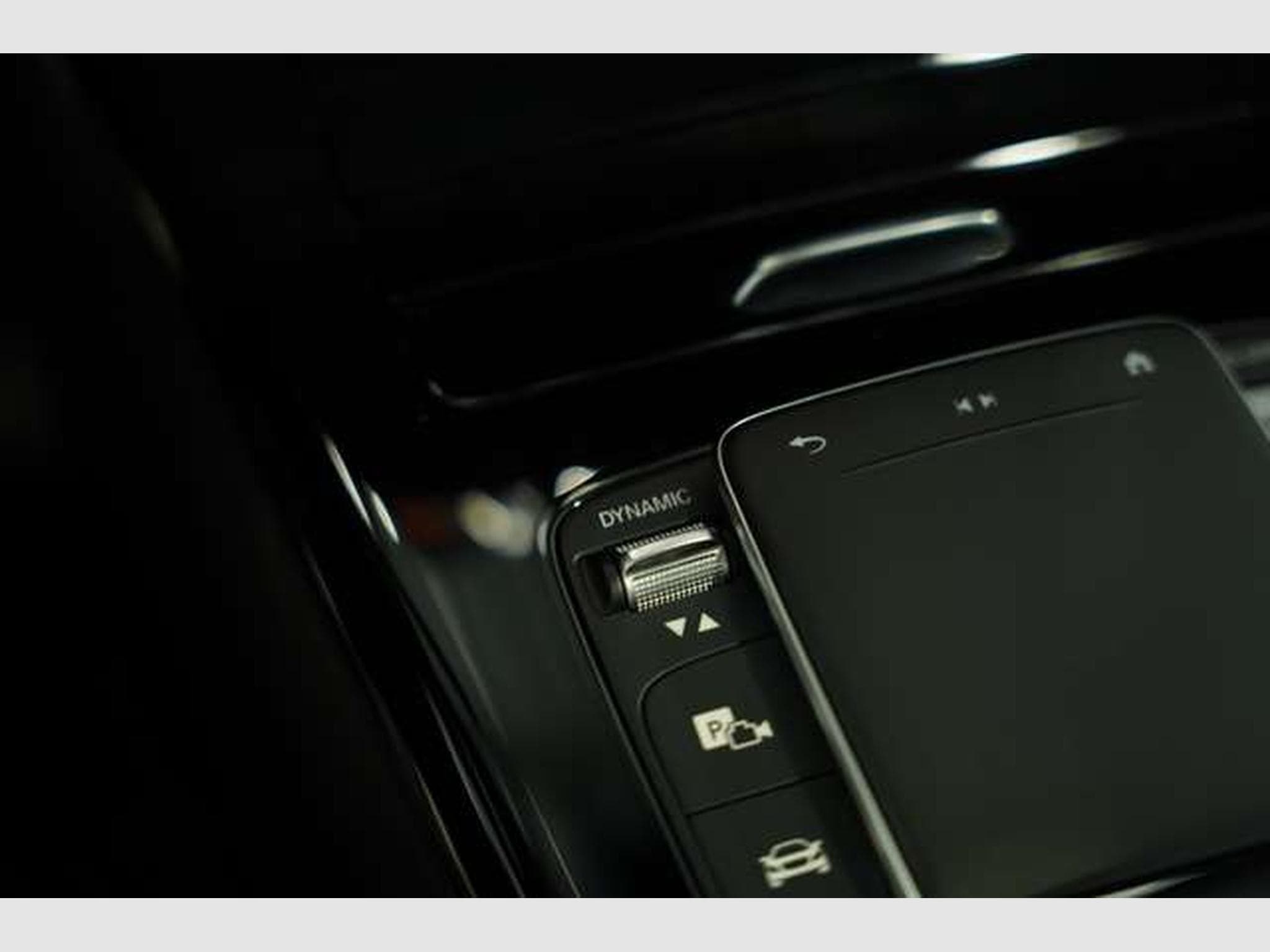 Mercedes CLA 200 AMG Line 1H *19*Pano*ACC (2023) - Photo 31