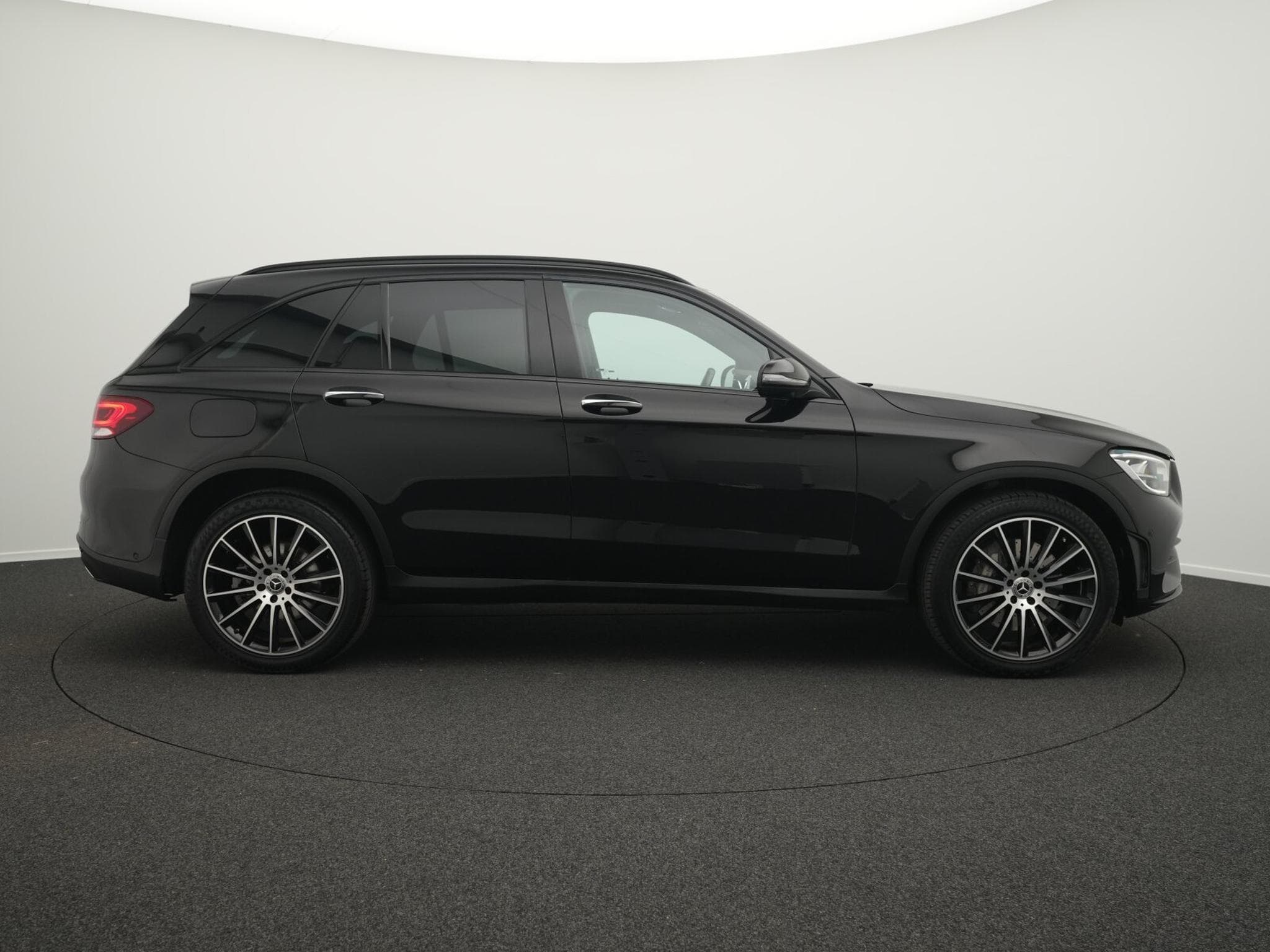 Mercedes GLC 220 d 4MATIC LED+Pano+Night+360°+20" (2022) - Foto 5