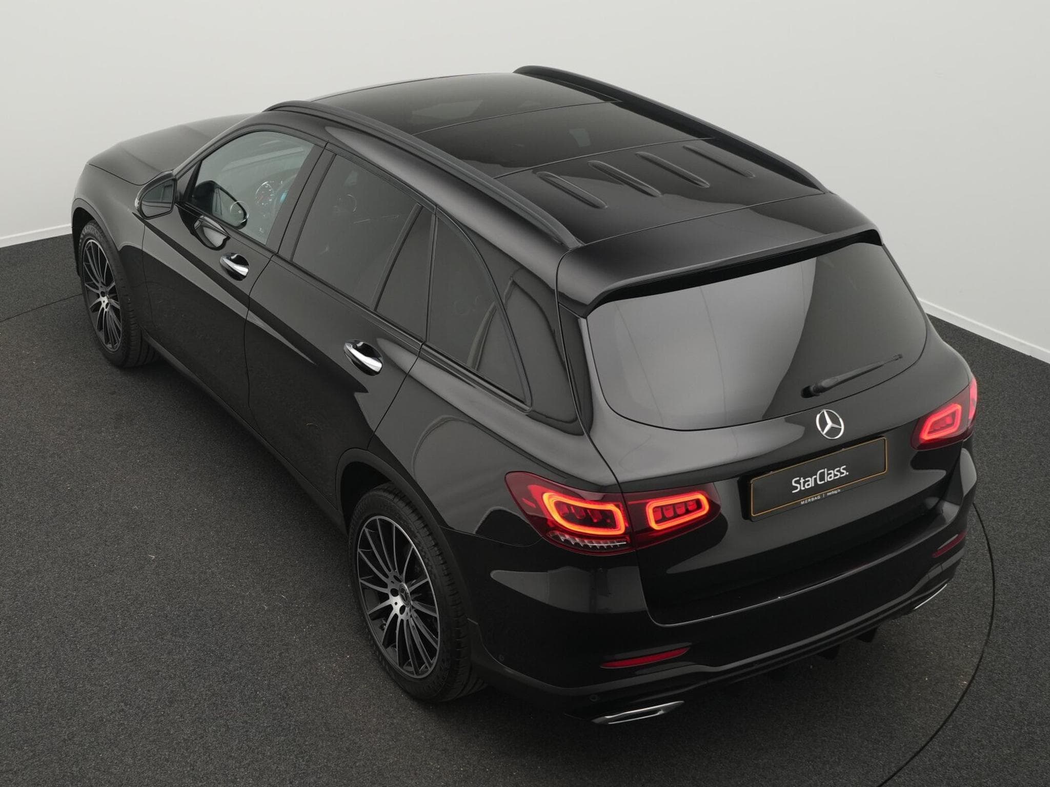 Mercedes GLC 220 d 4MATIC LED+Pano+Night+360°+20" (2022) - Foto 13