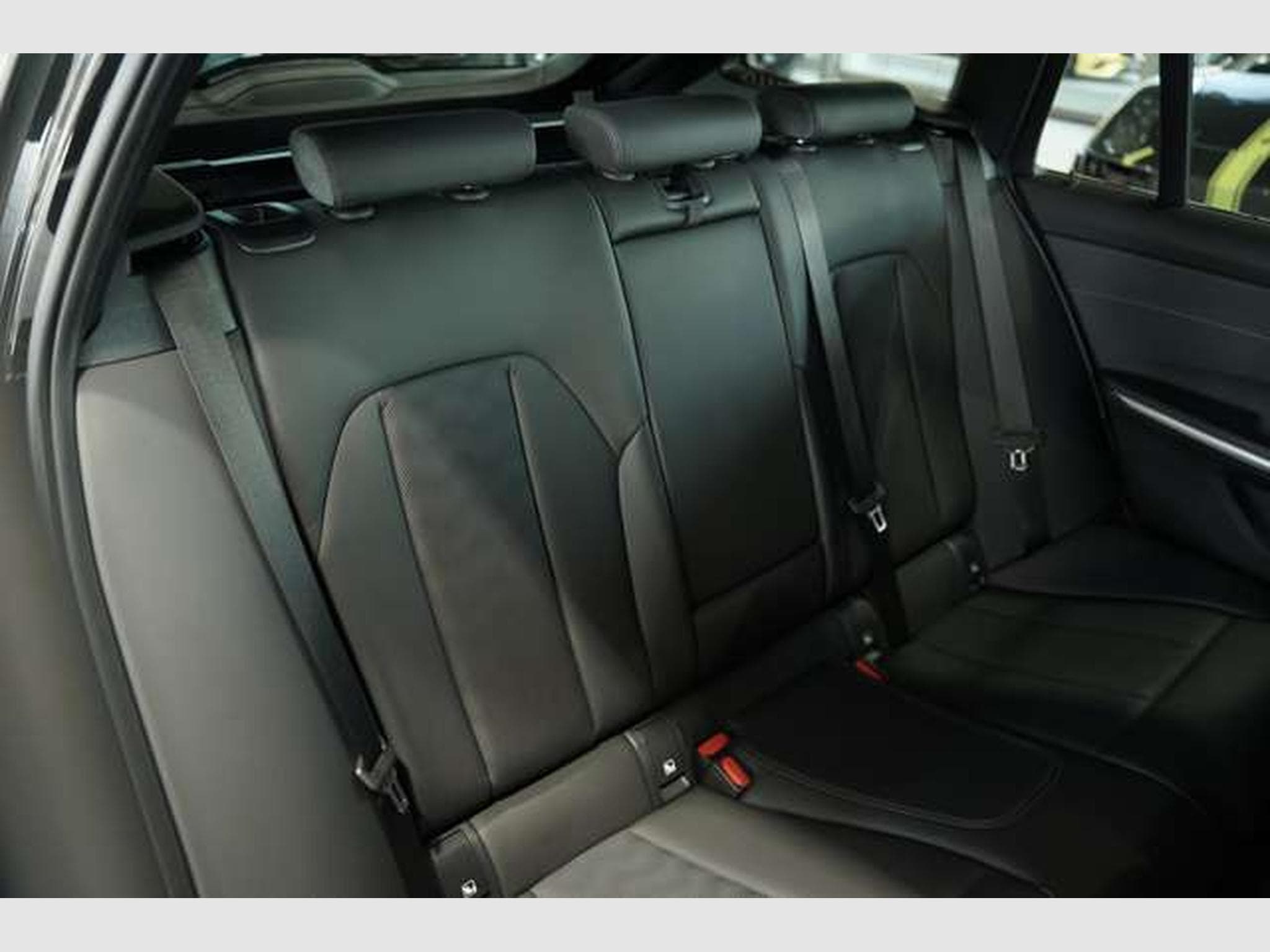 BMW M3 xD Competition Touring 2H*H&K*MwSt*M Driver?s (2024) - Photo 17