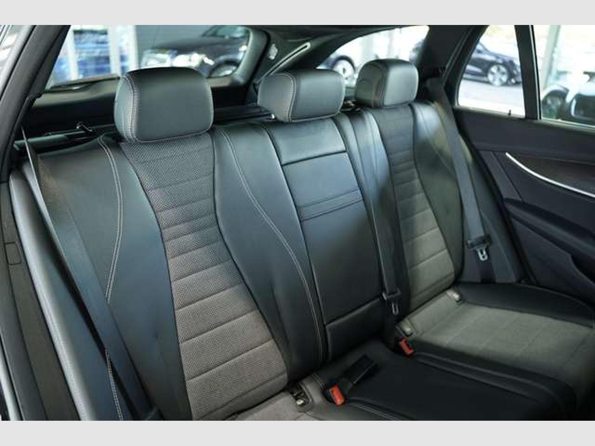 Mercedes E 300 de T Avantgarde 1.H *Pano *HUD *BURM *360° (2021) - Photo 21