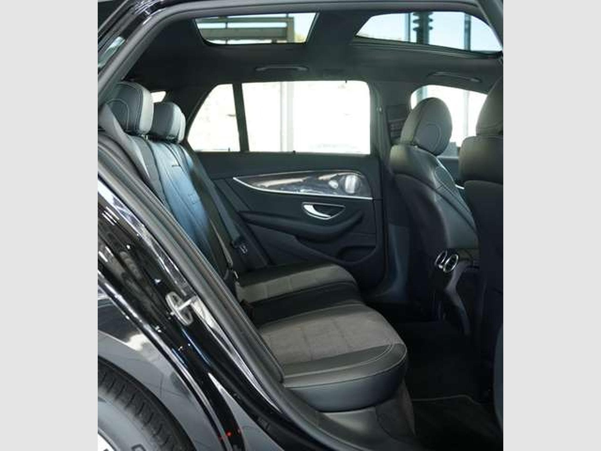 Mercedes E 300 de T Avantgarde 1.H *Pano *HUD *BURM *360° (2021) - Photo 20