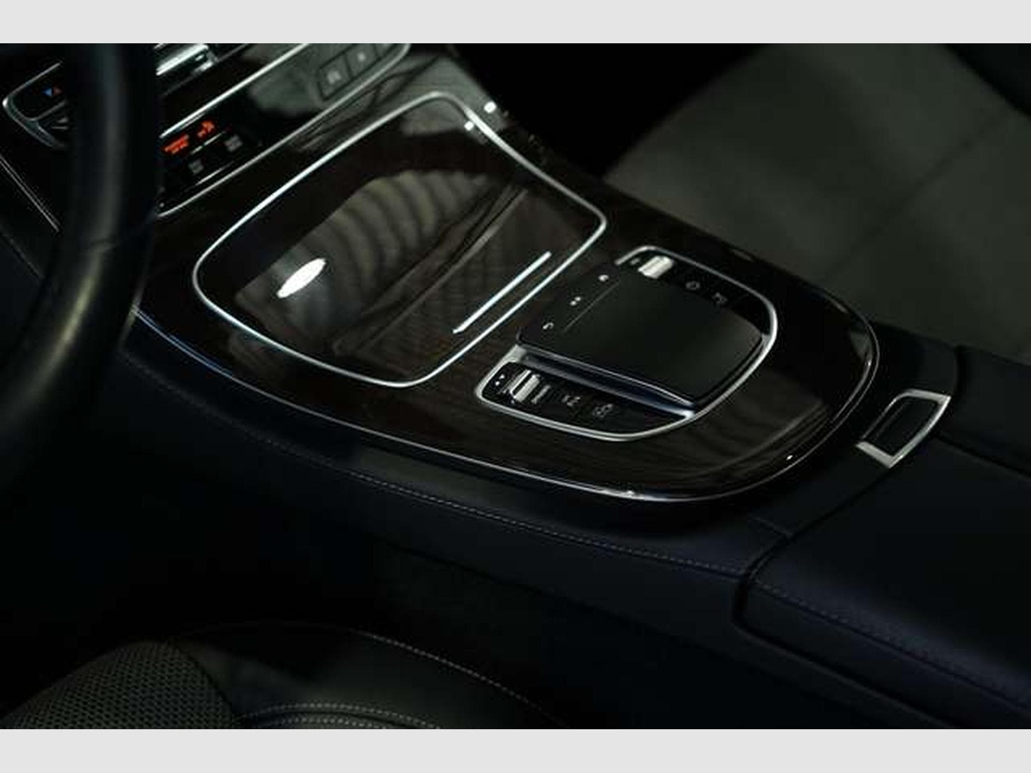 Mercedes E 300 de T Avantgarde 1.H *Pano *HUD *BURM *360° (2021) - Photo 28