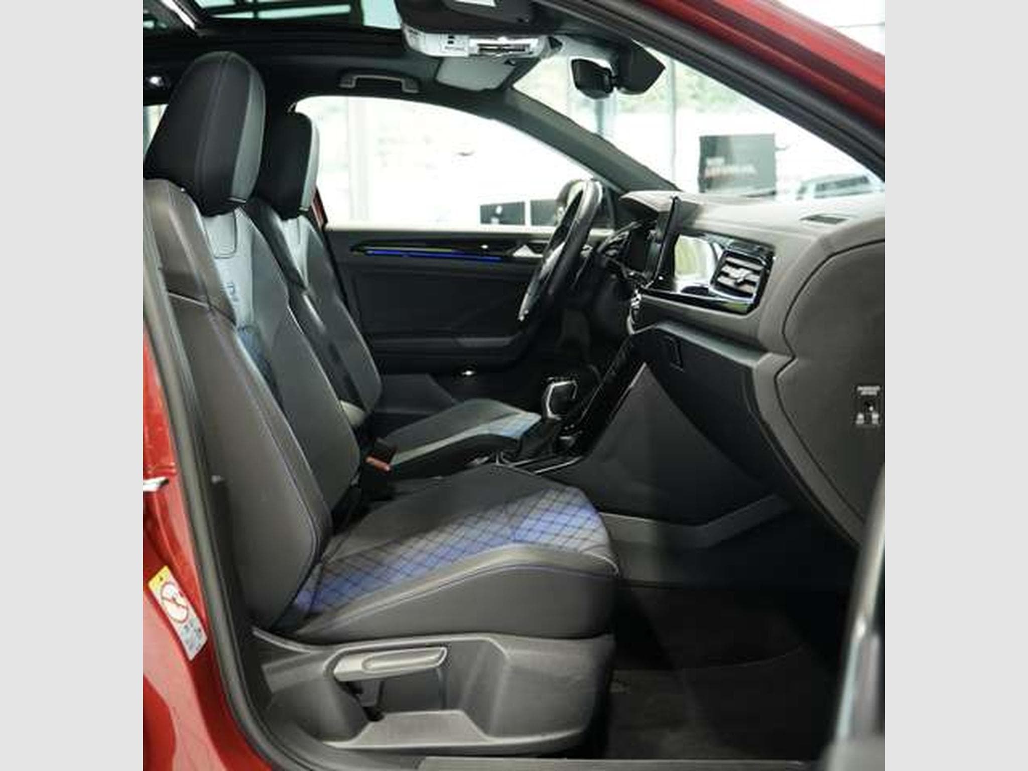 VW T-Roc R 4M *2.H *19 *Pano *AKRA *ACC *IQ.Light (2023) - Photo 17