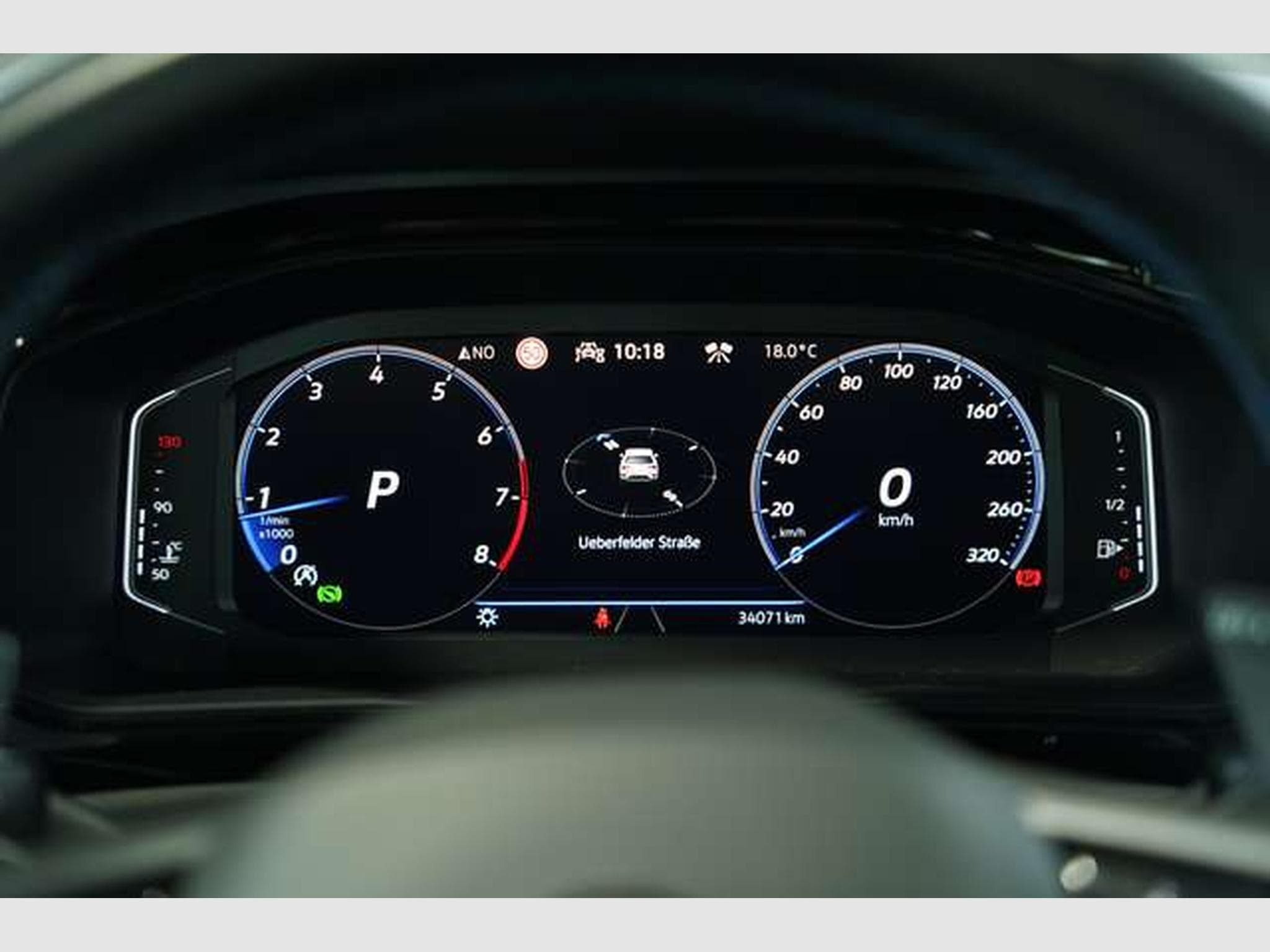VW T-Roc R 4M *2.H *19 *Pano *AKRA *ACC *IQ.Light (2023) - Photo 39