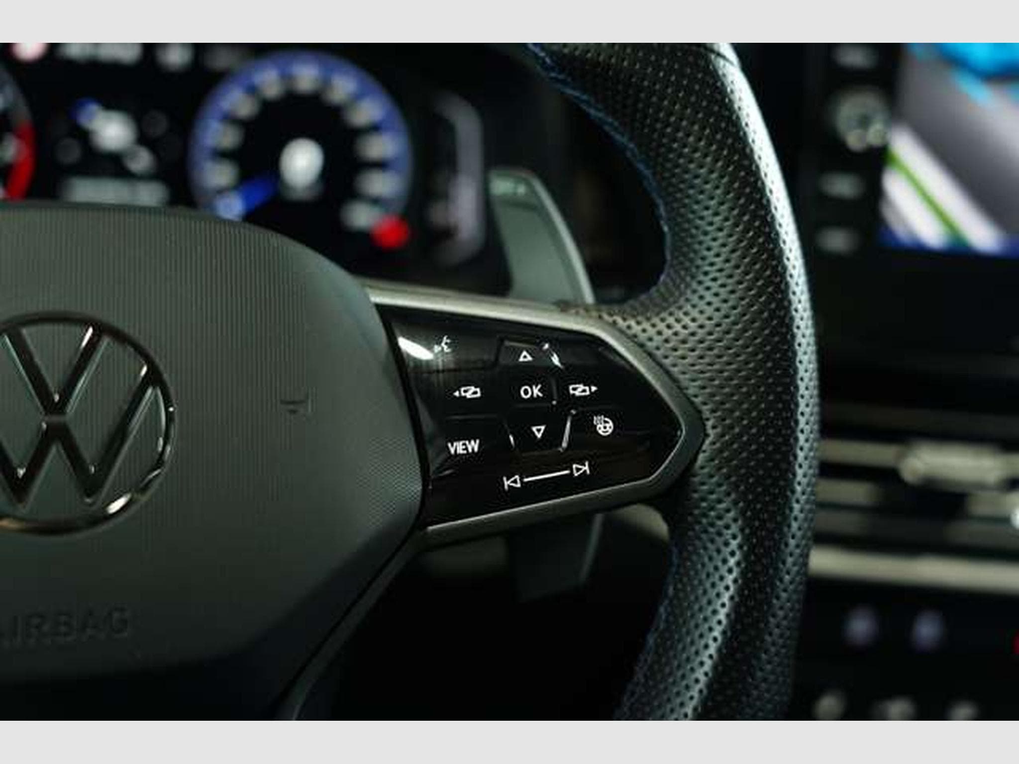 VW T-Roc R 4M *2.H *19 *Pano *AKRA *ACC *IQ.Light (2023) - Photo 41