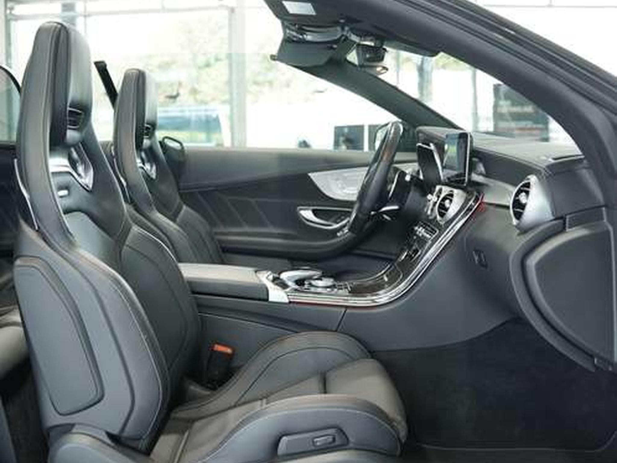 Mercedes C 63 AMG S Cabrio 2H *20*Carbon*Schale*Perf-AGA (2023) - Photo 19