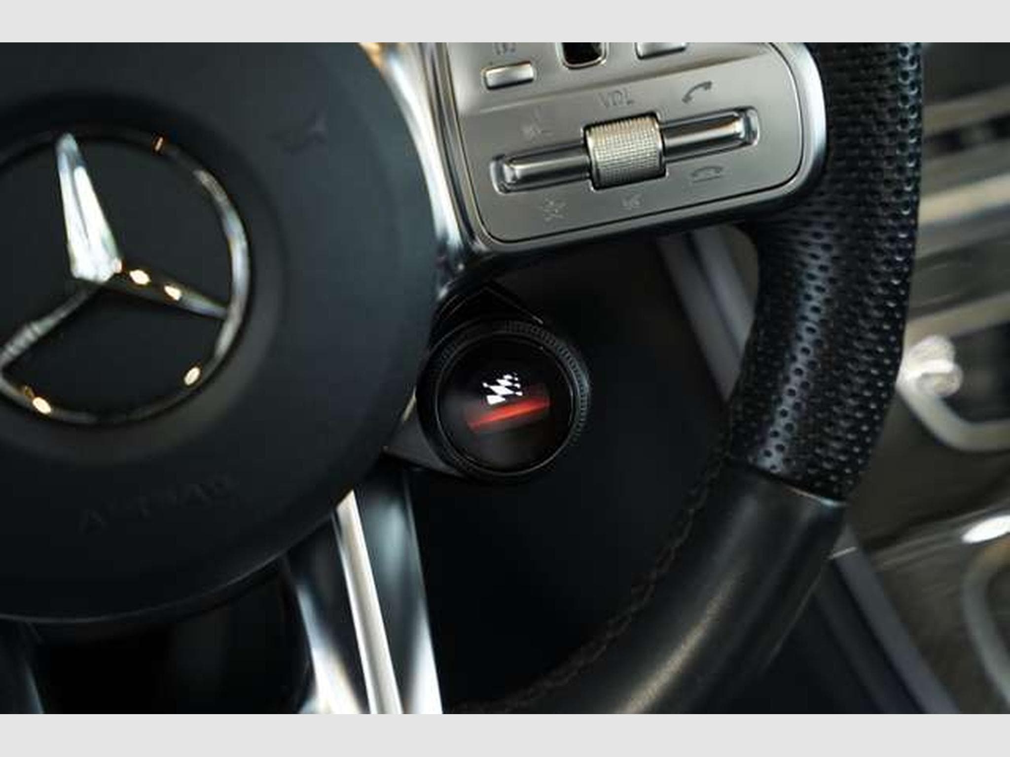 Mercedes C 63 AMG S Cabrio 2H *20*Carbon*Schale*Perf-AGA (2023) - Photo 35