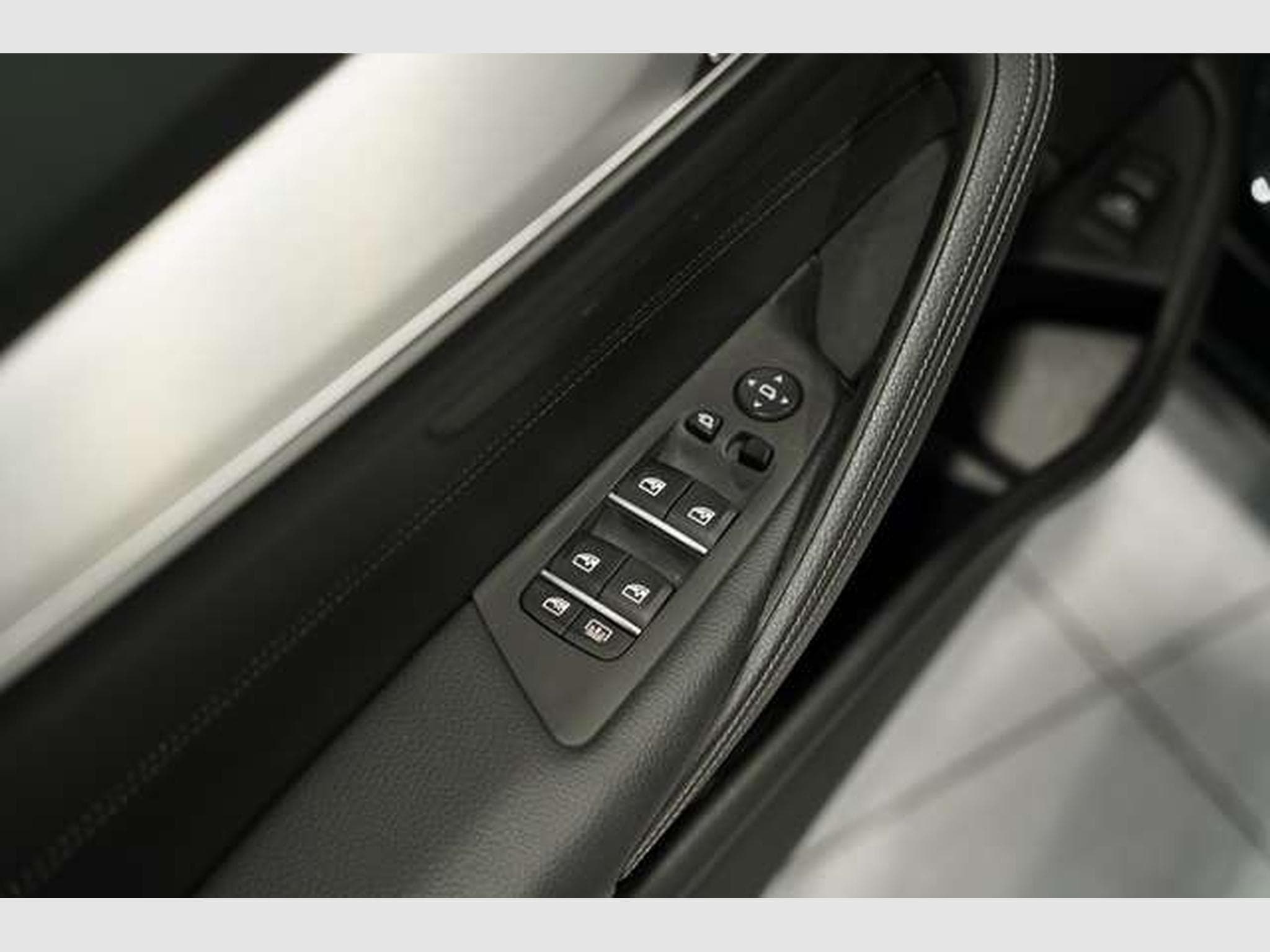 BMW 530 d xD Limousine 2.H *GSD*HUD*ACC*AHK*Memory (2021) - Photo 25