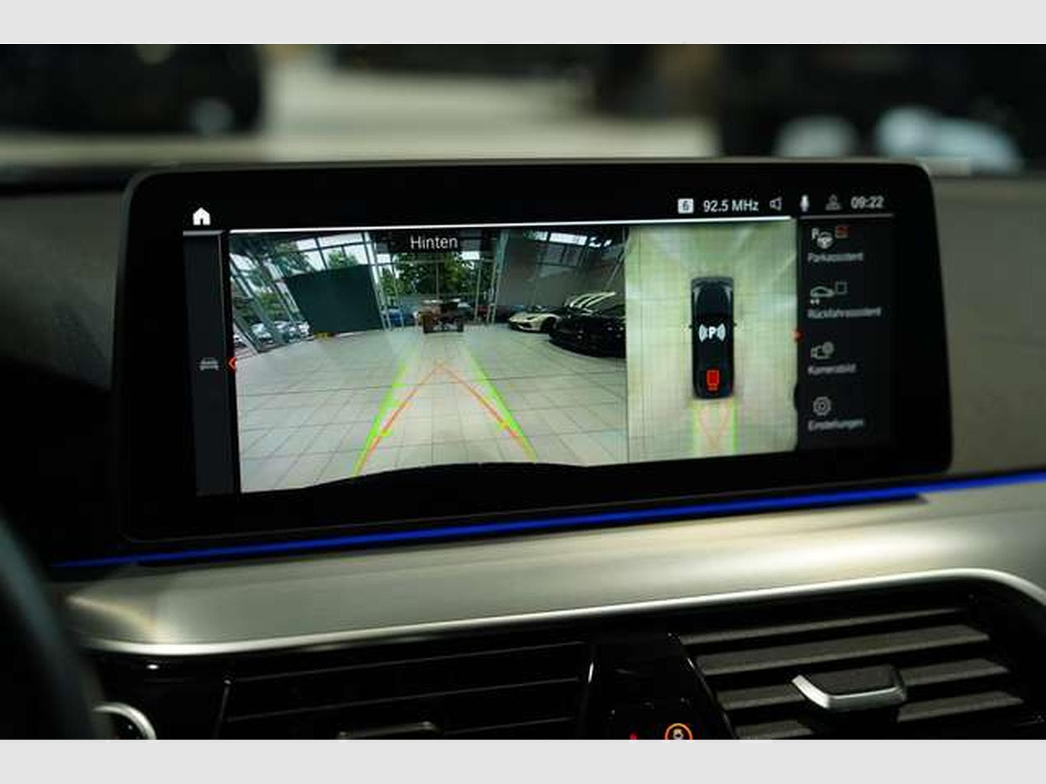 BMW 530 d xD Limousine 2.H *GSD*HUD*ACC*AHK*Memory (2021) - Photo 33
