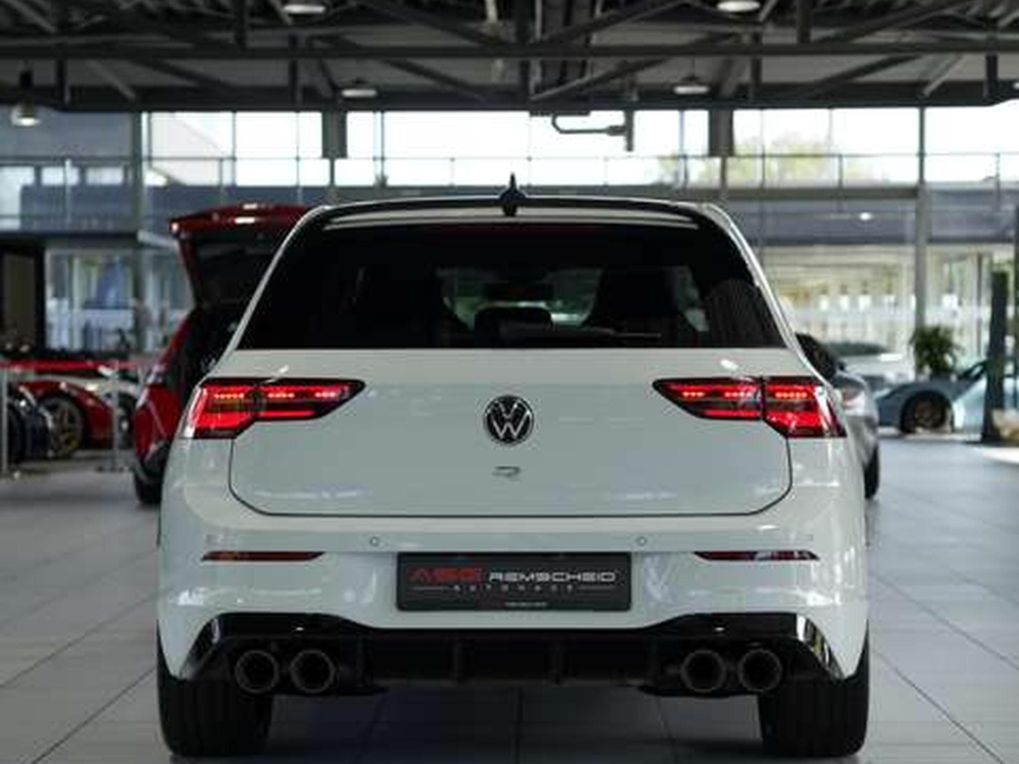 VW Golf R 4M Performance *2.H *19 *AKRA*Matrix*H&K (2022) - Photo 9