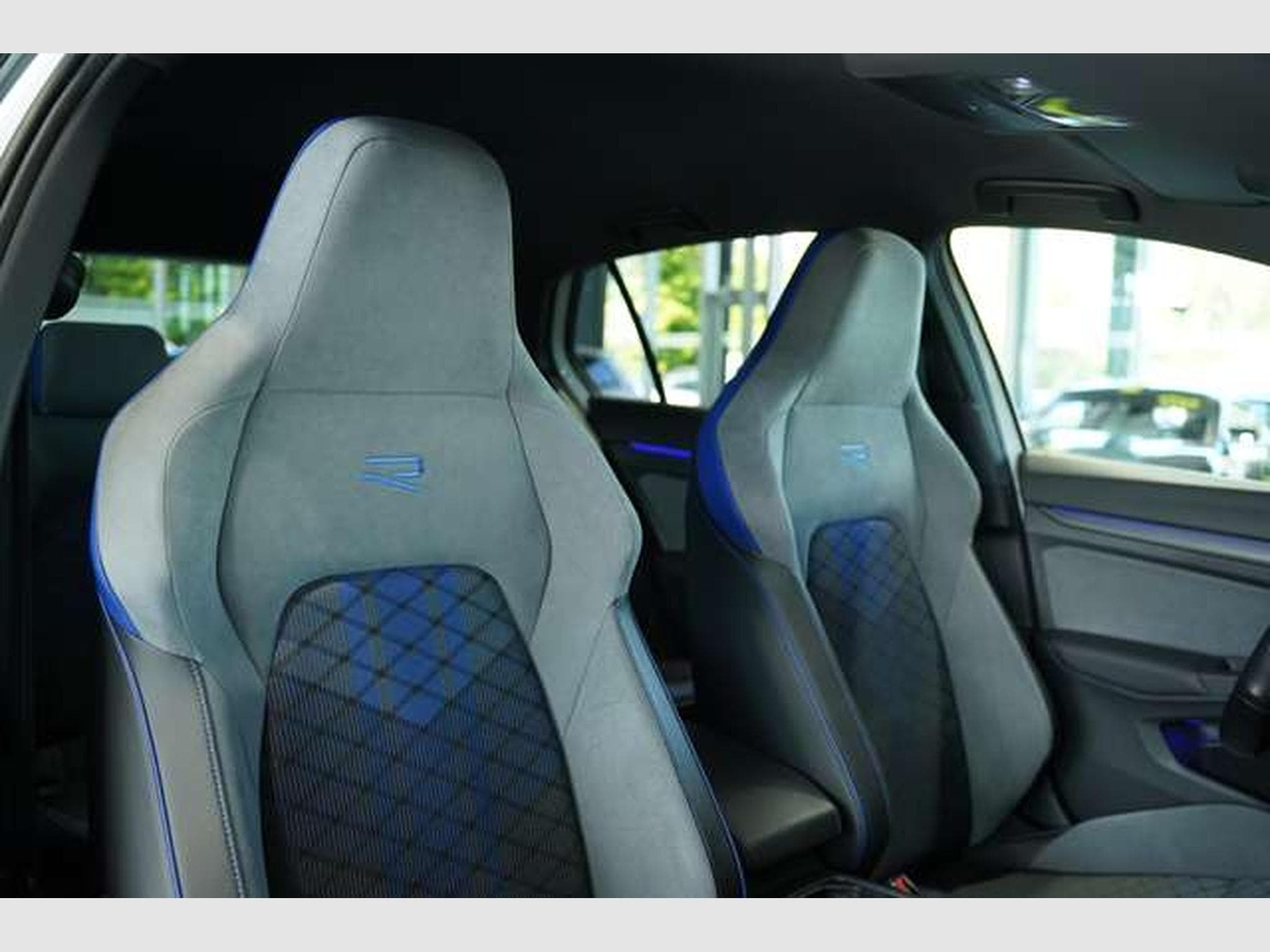 VW Golf R 4M Performance *2.H *19 *AKRA*Matrix*H&K (2022) - Photo 19