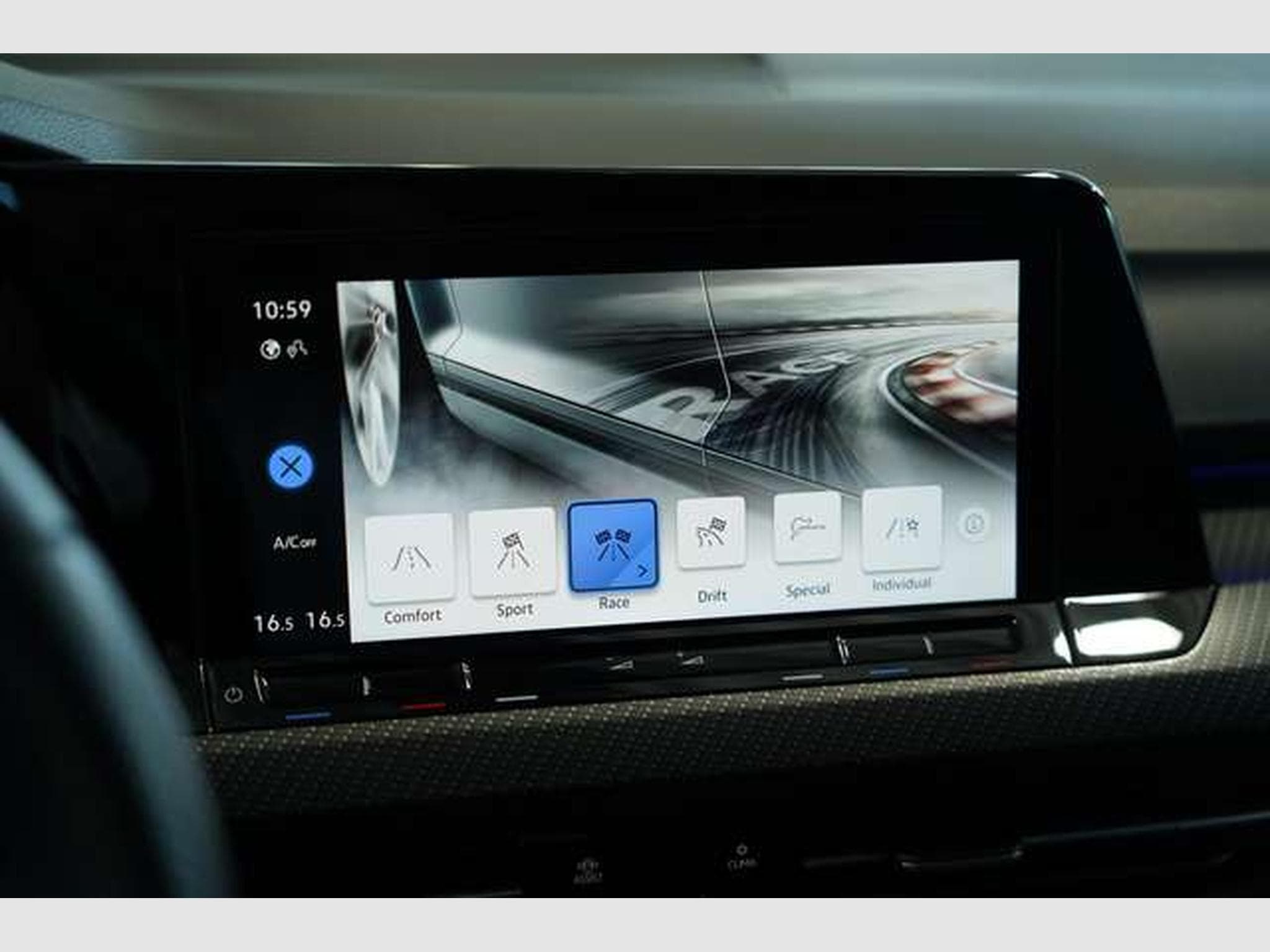 VW Golf R 4M Performance *2.H *19 *AKRA*Matrix*H&K (2022) - Photo 40