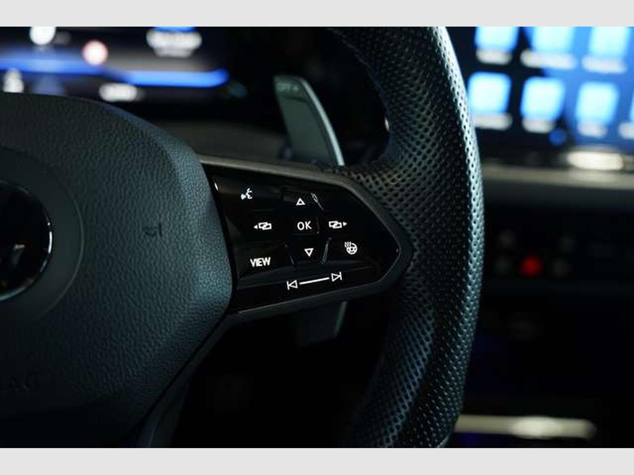 VW Golf R 4M Performance *2.H *19 *AKRA*Matrix*H&K (2022) - Photo 43