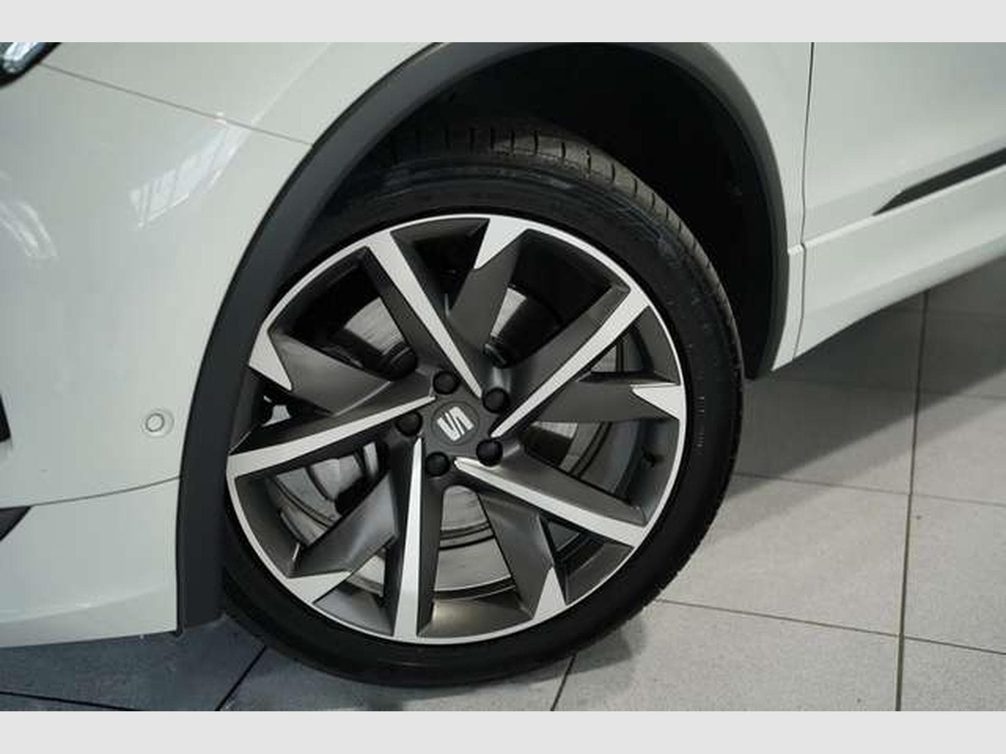 SEAT Tarraco FR 4Drive 1H *Pano*ACC*AHK*360°*Standhzg (2022) - Photo 3
