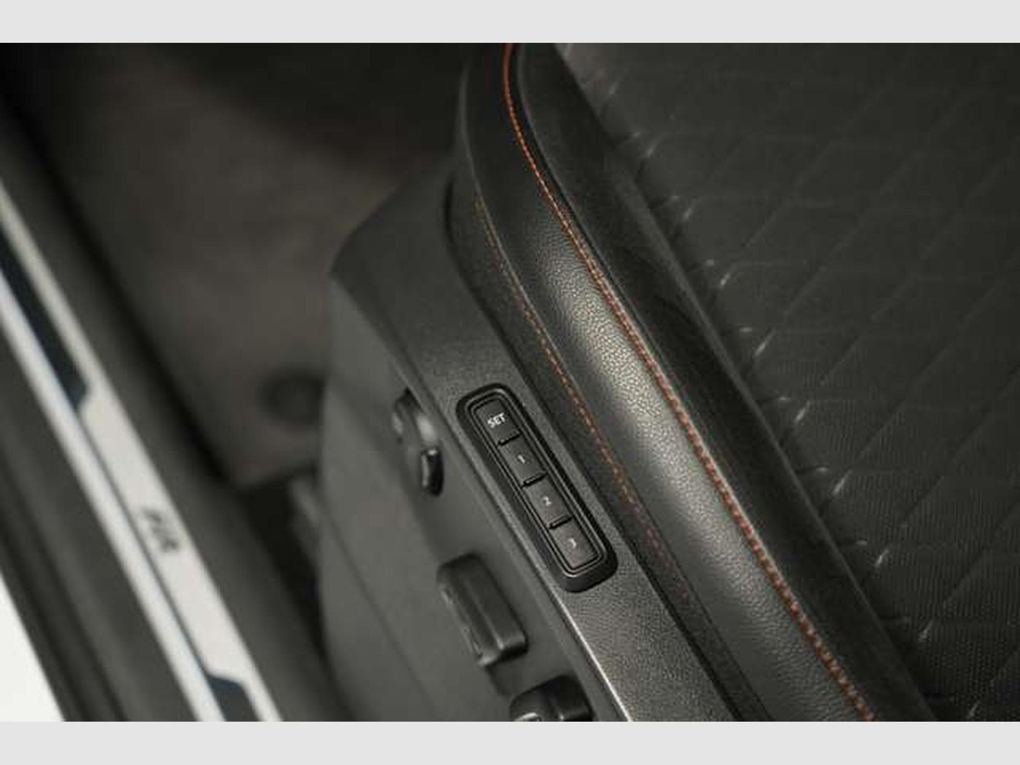 SEAT Tarraco FR 4Drive 1H *Pano*ACC*AHK*360°*Standhzg (2022) - Photo 28