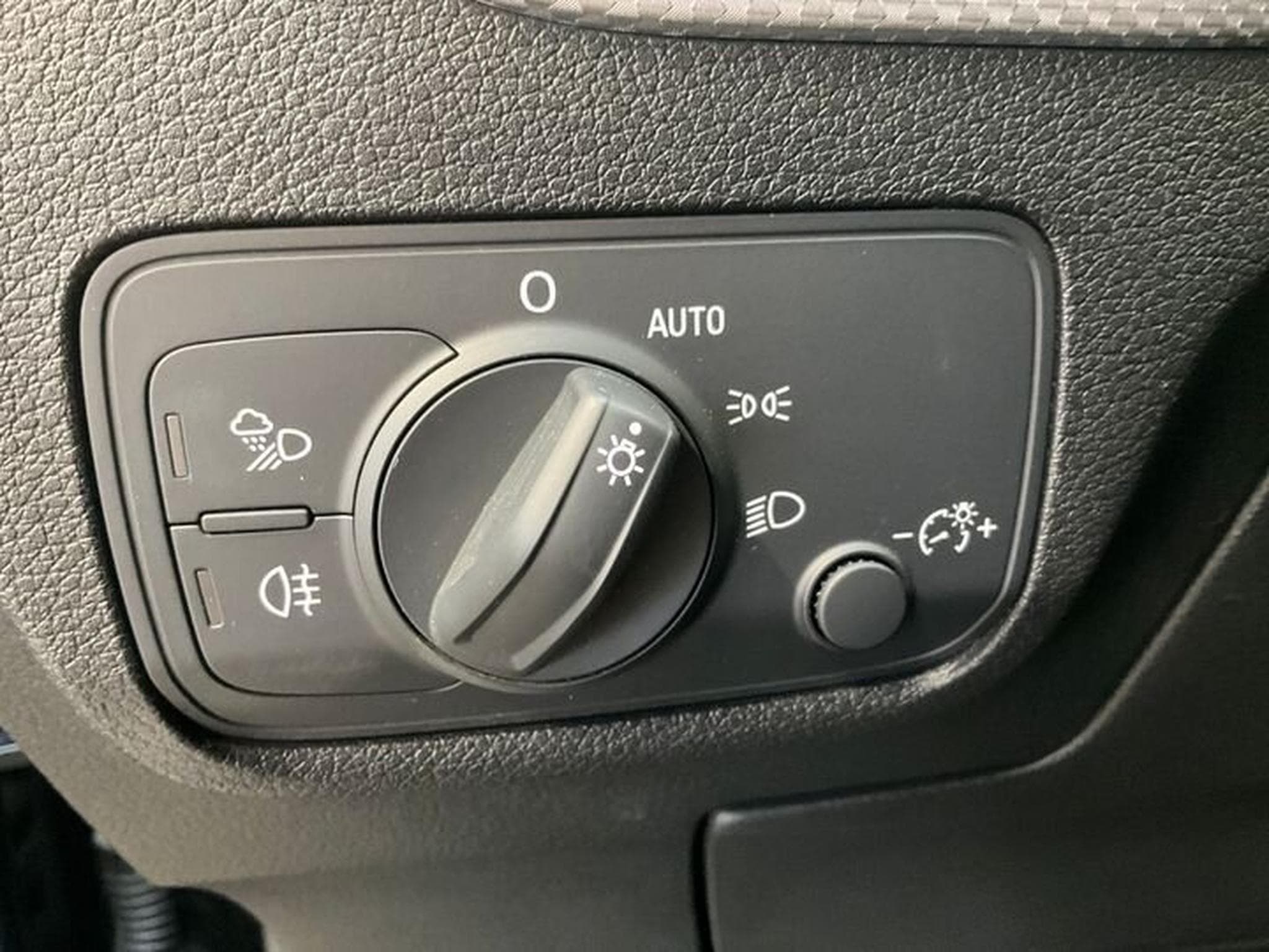 Audi Q2 Advanced 35 TFSI 150cv S TRONIC/ MATRIX LED/ PARK ASSIST (2023) - Foto 12