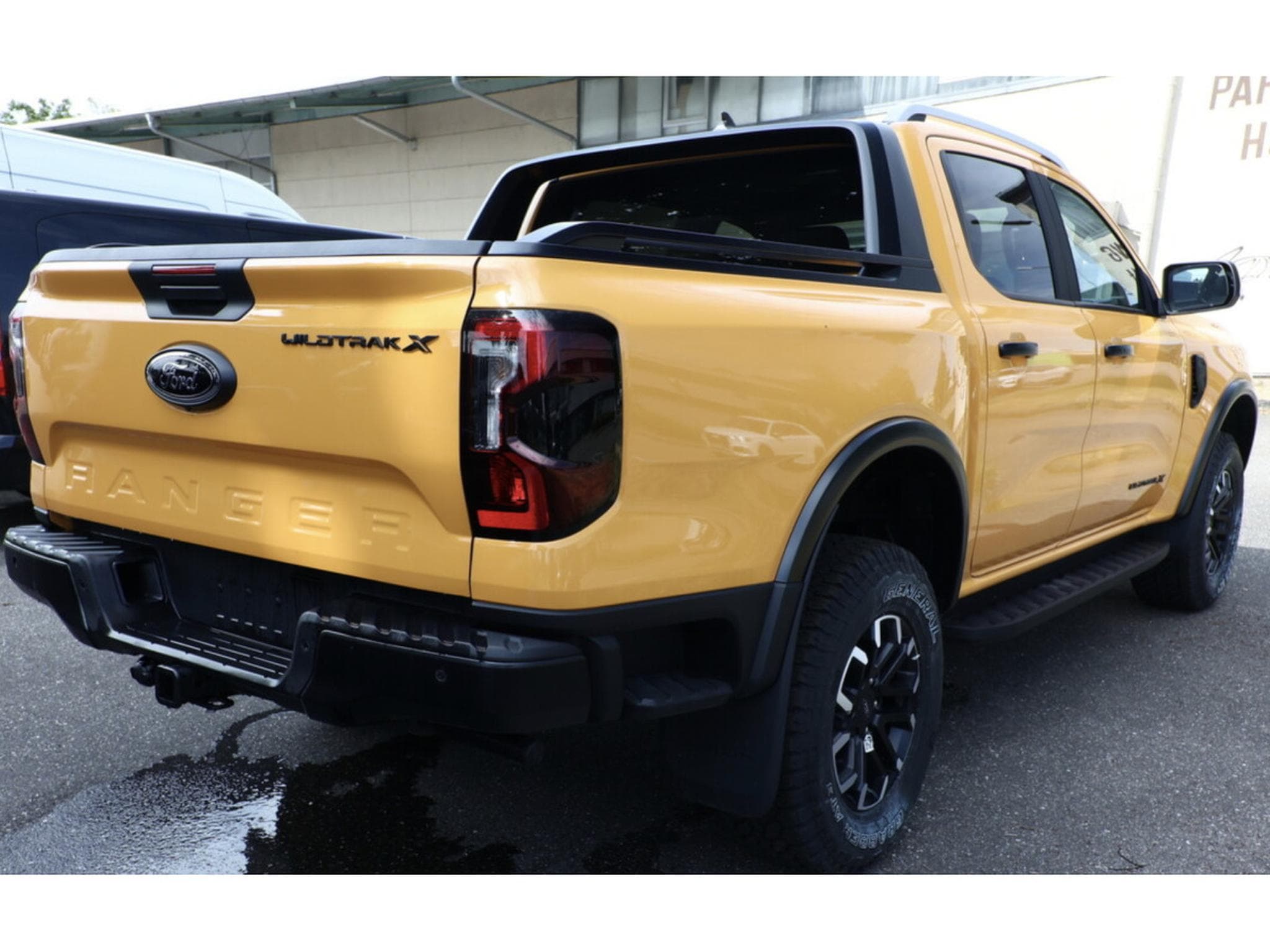 Ford Ranger WILDTRAK X 2.0 TDCi 205 cv Automatique (2026) - Photo 3