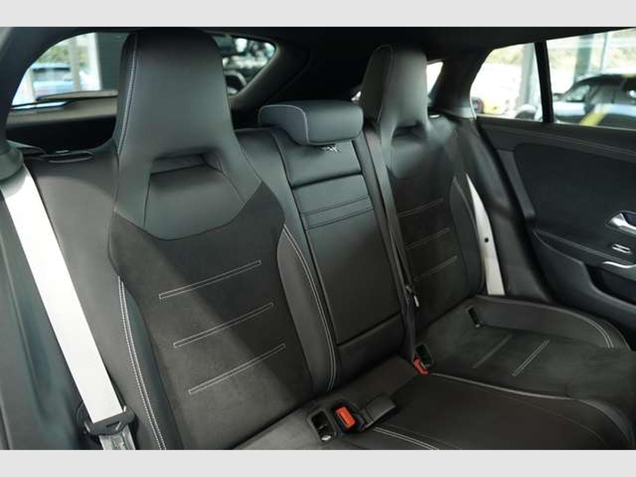 Mercedes CLA 200 d AMG Line 1H *Pano *Memo (2025) - Photo 23