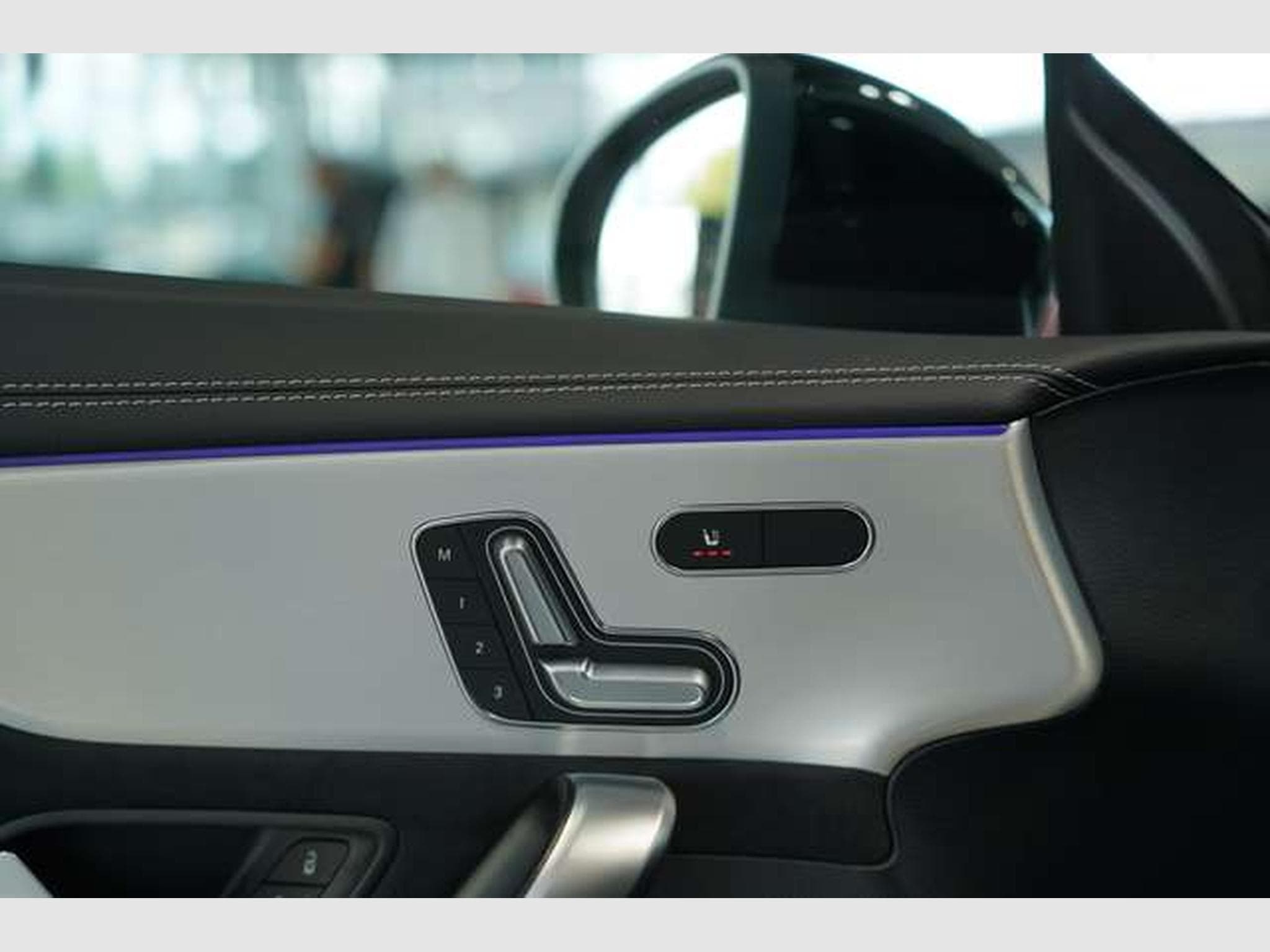 Mercedes CLA 200 d AMG Line 1H *Pano *Memo (2025) - Photo 27