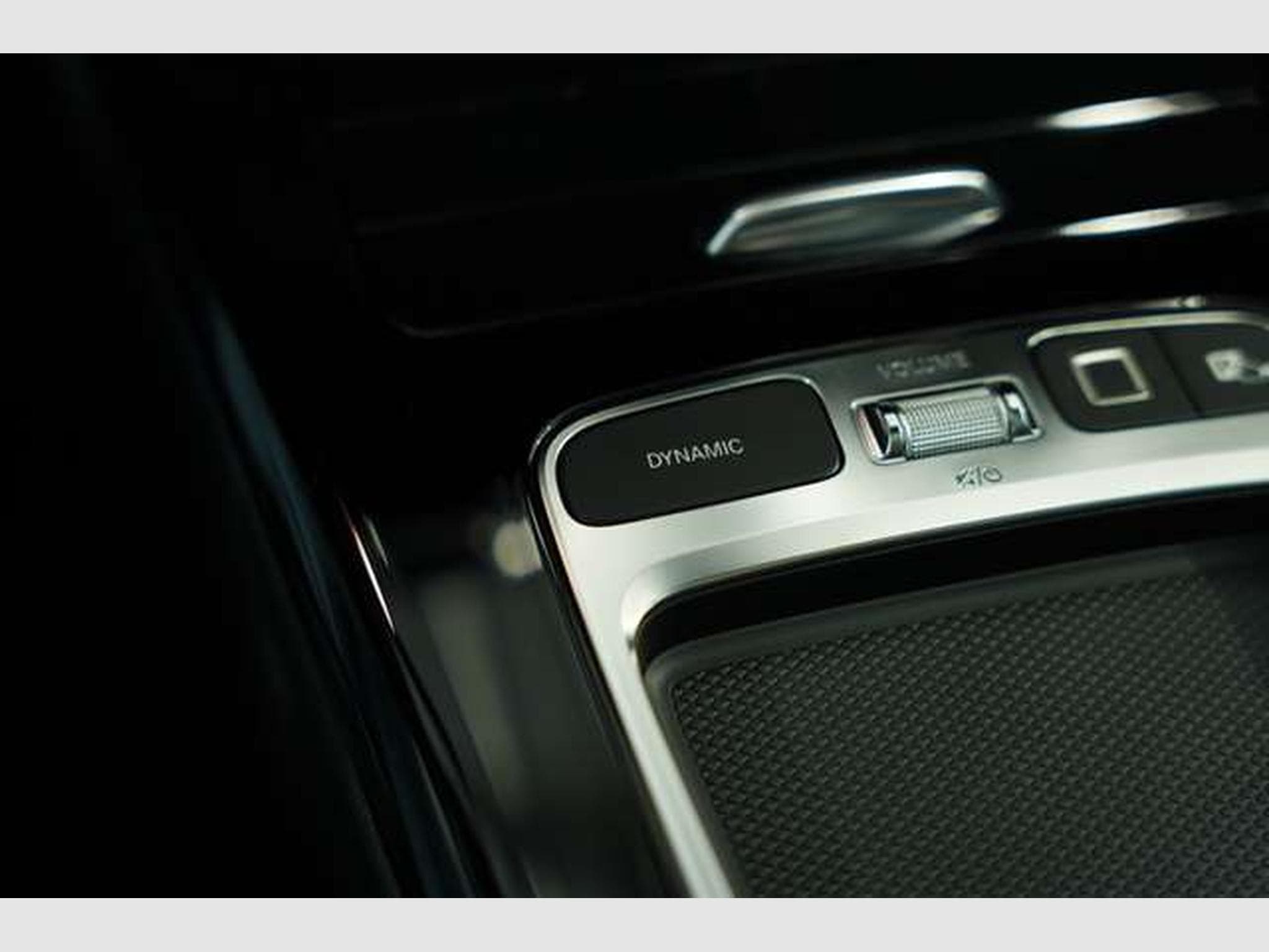 Mercedes CLA 200 d AMG Line 1H *Pano *Memo (2025) - Photo 32