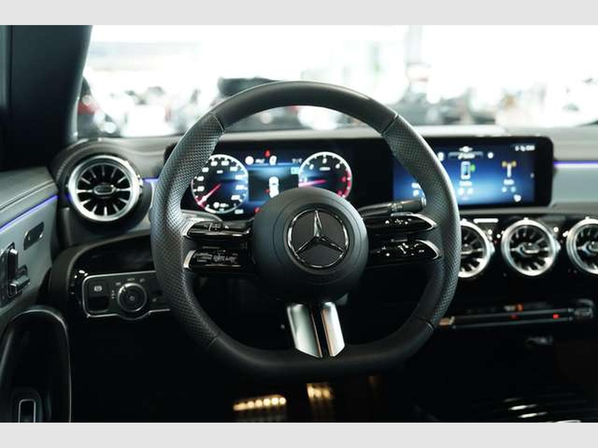Mercedes CLA 200 d AMG Line 1H *Pano *Memo (2025) - Photo 42