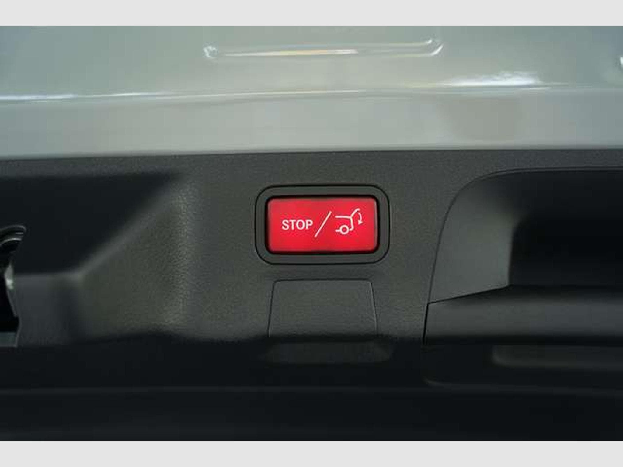 Mercedes CLA 200 d AMG Line 1H *Pano *Memo (2025) - Photo 45