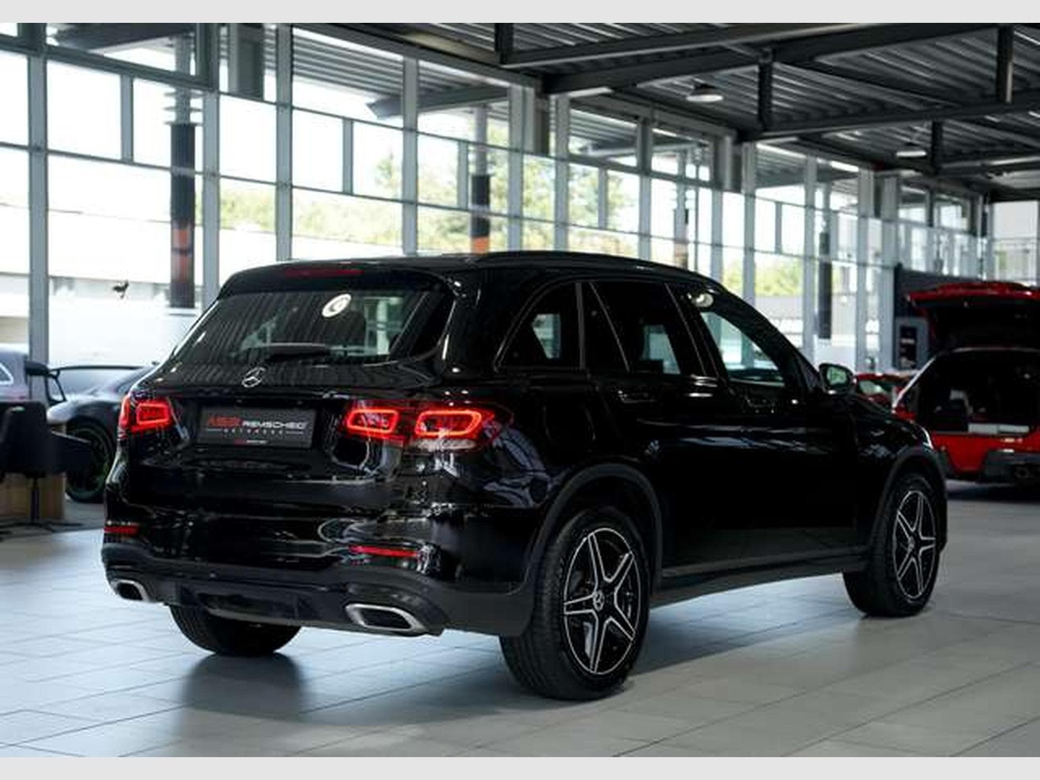 Mercedes GLC 300 4M AMG Line *2.H *Pano *MwSt *Night *AHK (2022) - Photo 8