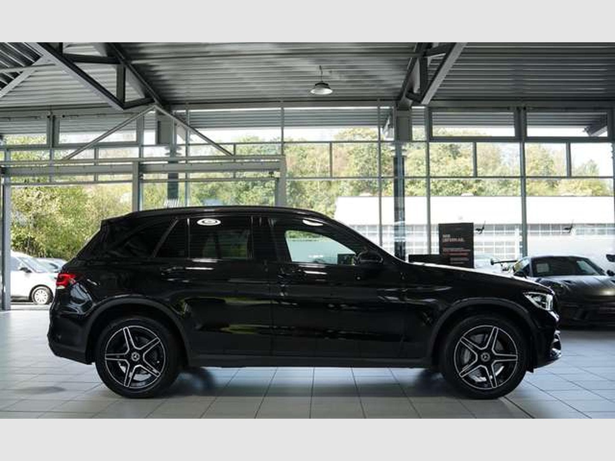 Mercedes GLC 300 4M AMG Line *2.H *Pano *MwSt *Night *AHK (2022) - Photo 6