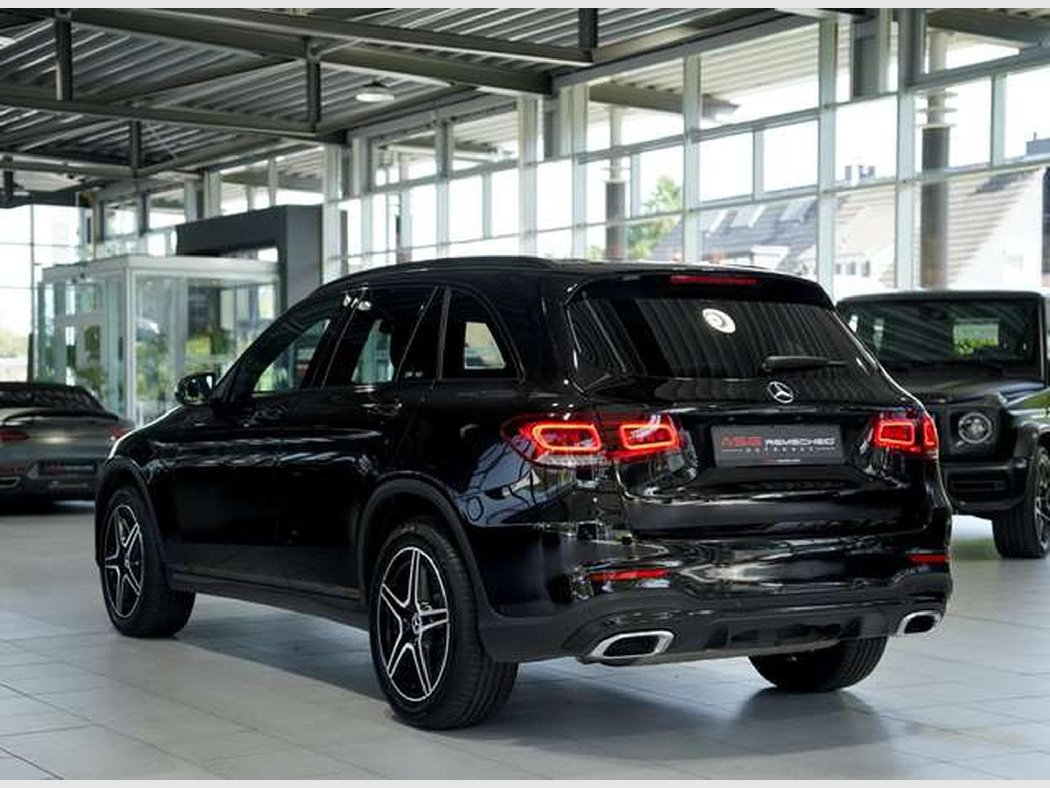 Mercedes GLC 300 4M AMG Line *2.H *Pano *MwSt *Night *AHK (2022) - Photo 10