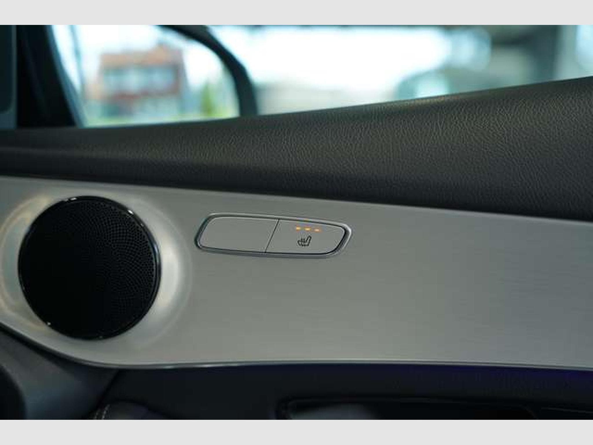 Mercedes GLC 300 4M AMG Line *2.H *Pano *MwSt *Night *AHK (2022) - Photo 19