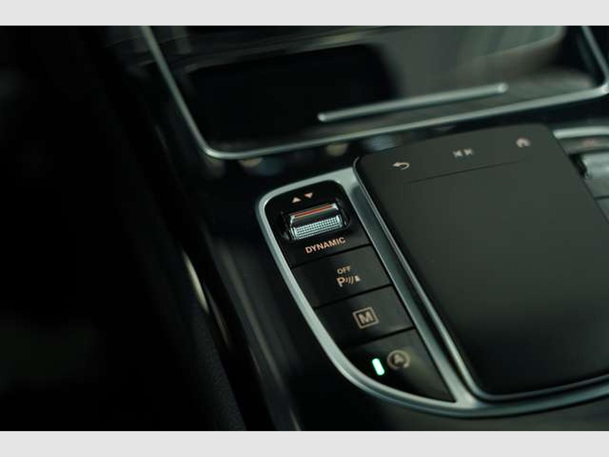 Mercedes GLC 300 4M AMG Line *2.H *Pano *MwSt *Night *AHK (2022) - Photo 28